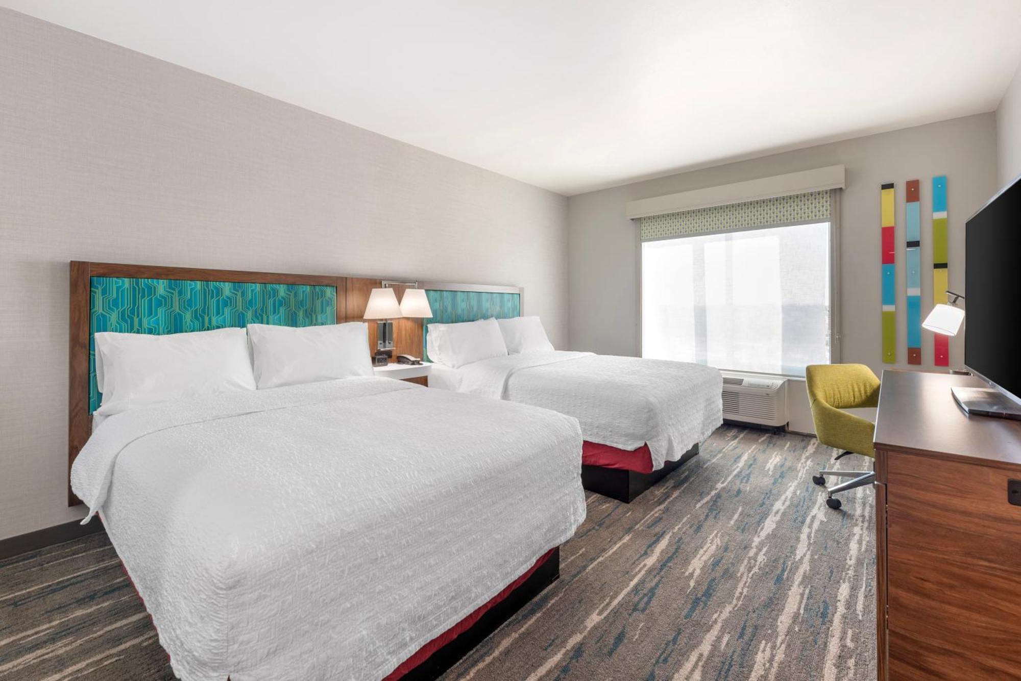 Queen Room with Two Queen Beds - Hearing Access