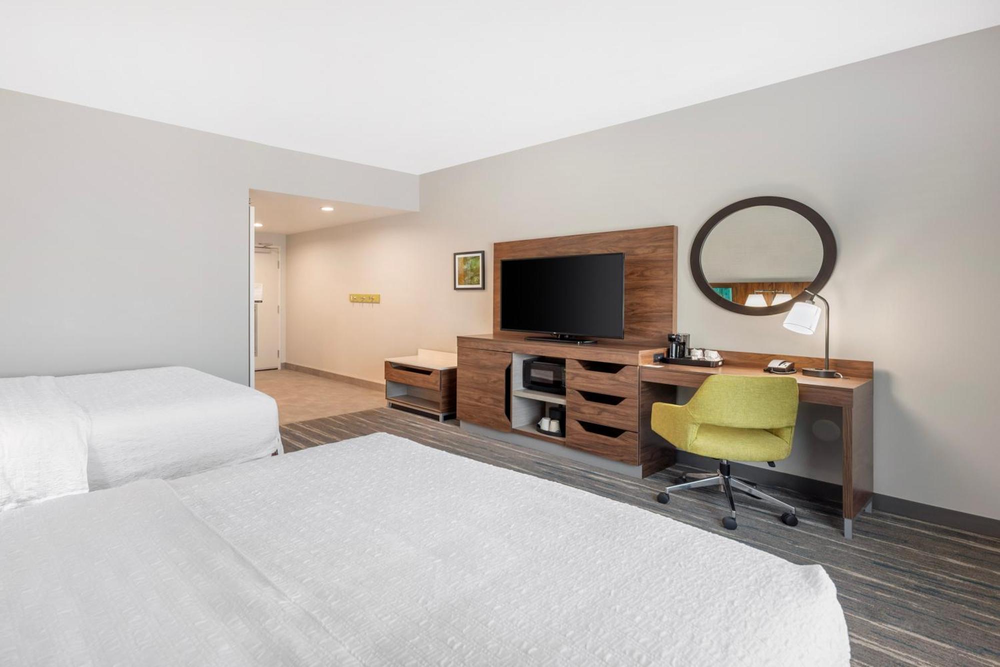 Queen Room with Two Queen Beds