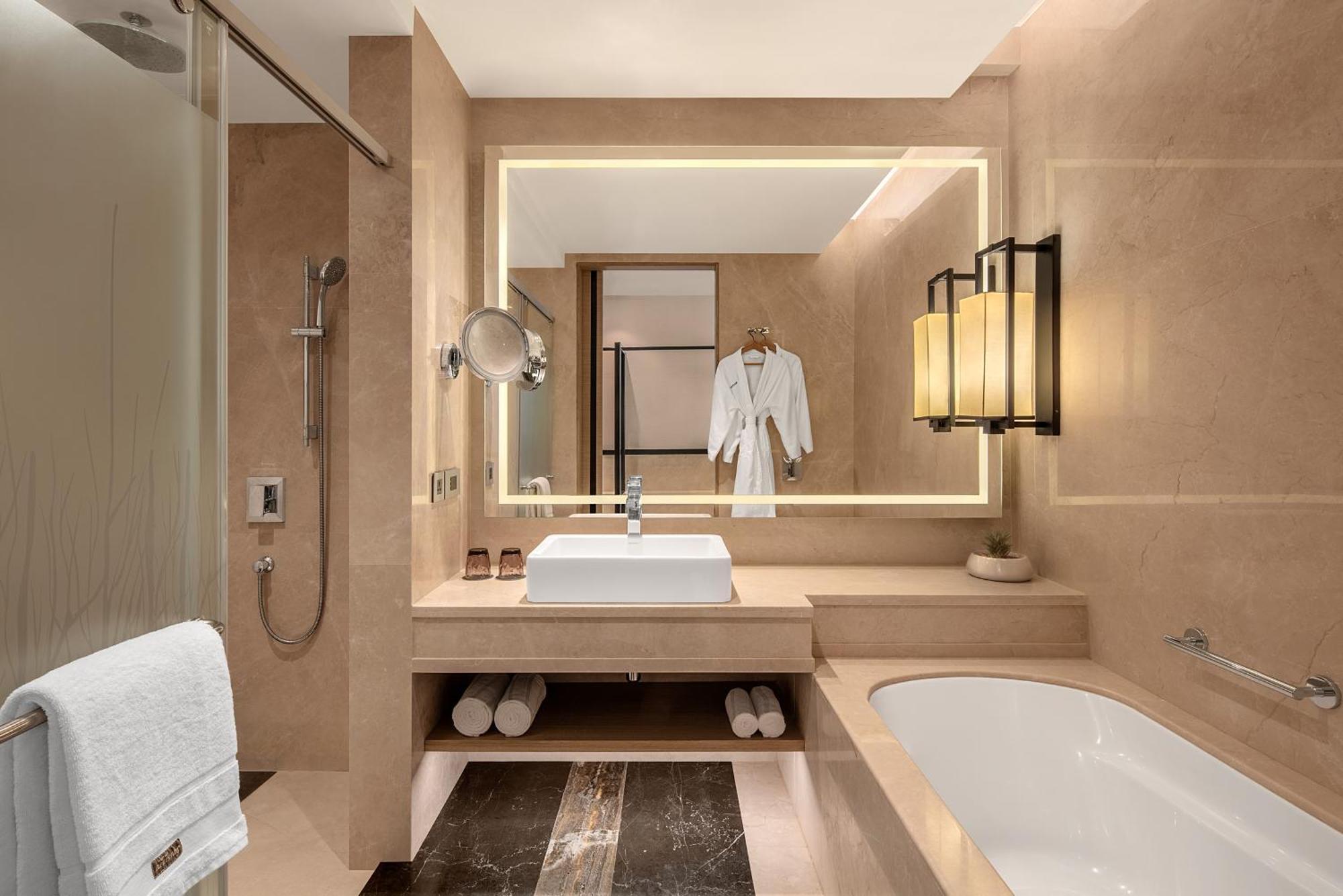 Forest View, Deluxe Guest room, 1 King  - INR 1000 SPA Credit (Stay between Sunday to Thursday) - Complimentary beer on arrival and free shuttle to the beach - Enjoy extra INR 750 credit at Drift Pool Bar once during your stay