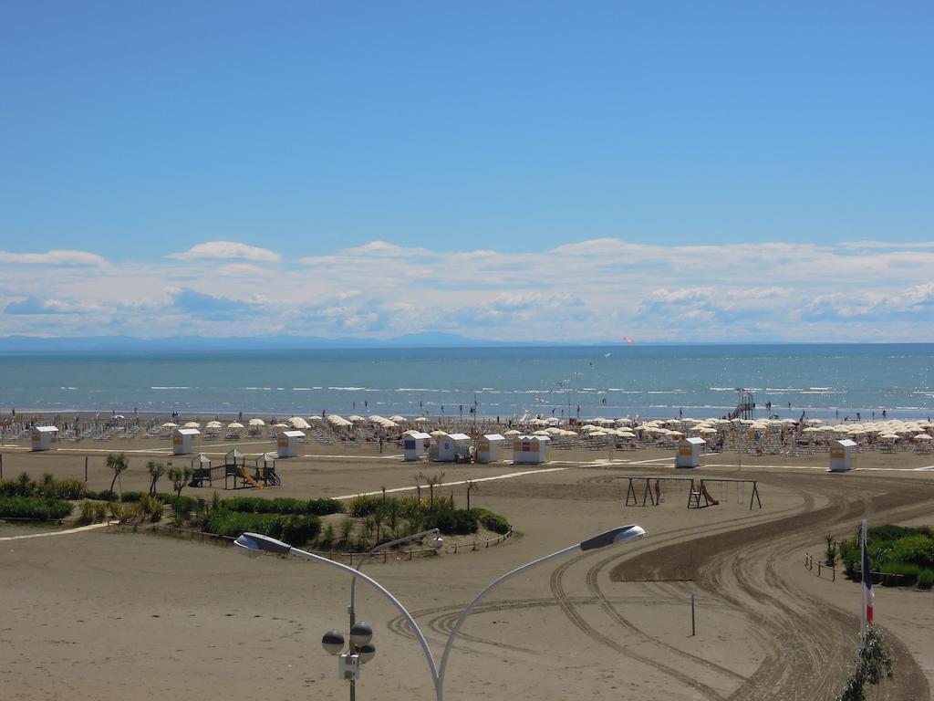 Familienzimmer mit Meerblick und Terrasse