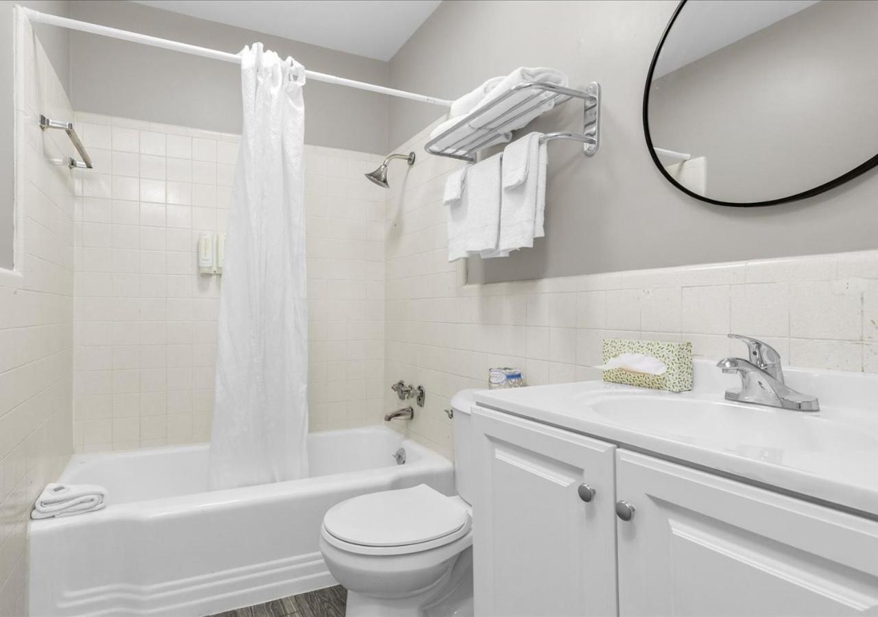 Luxury Triple Room Non-Smoking