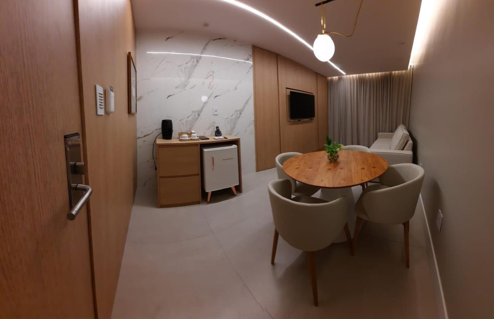 Deluxe Suite with Sea View
