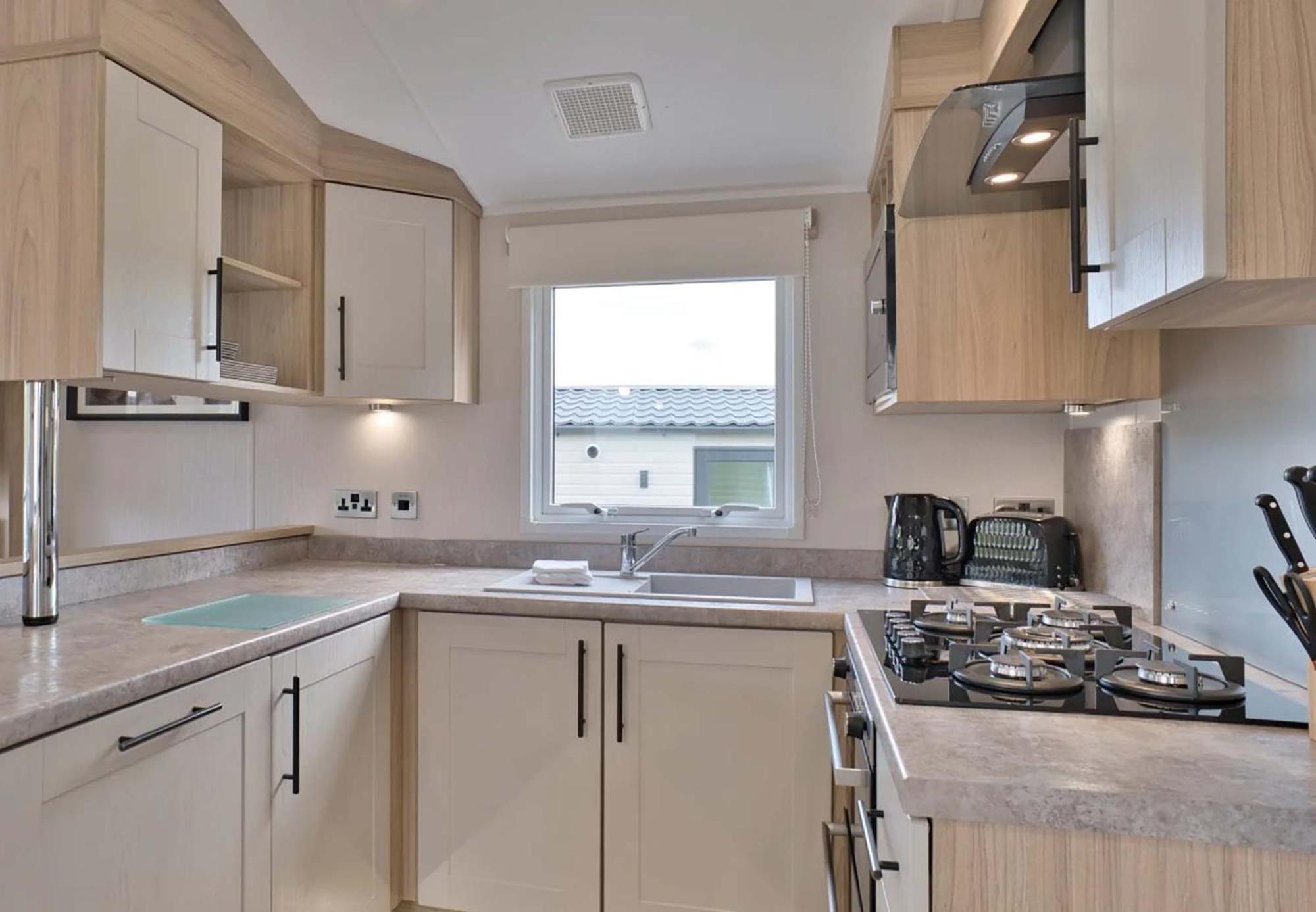 Pet Friendly Gold 2 Bed Caravan