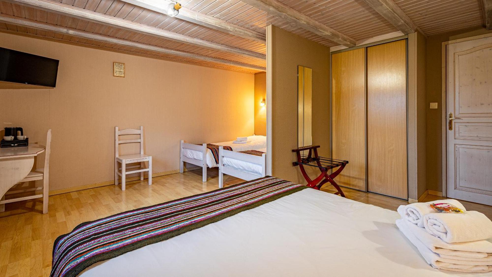 Chambre Familiale (4 Adultes)