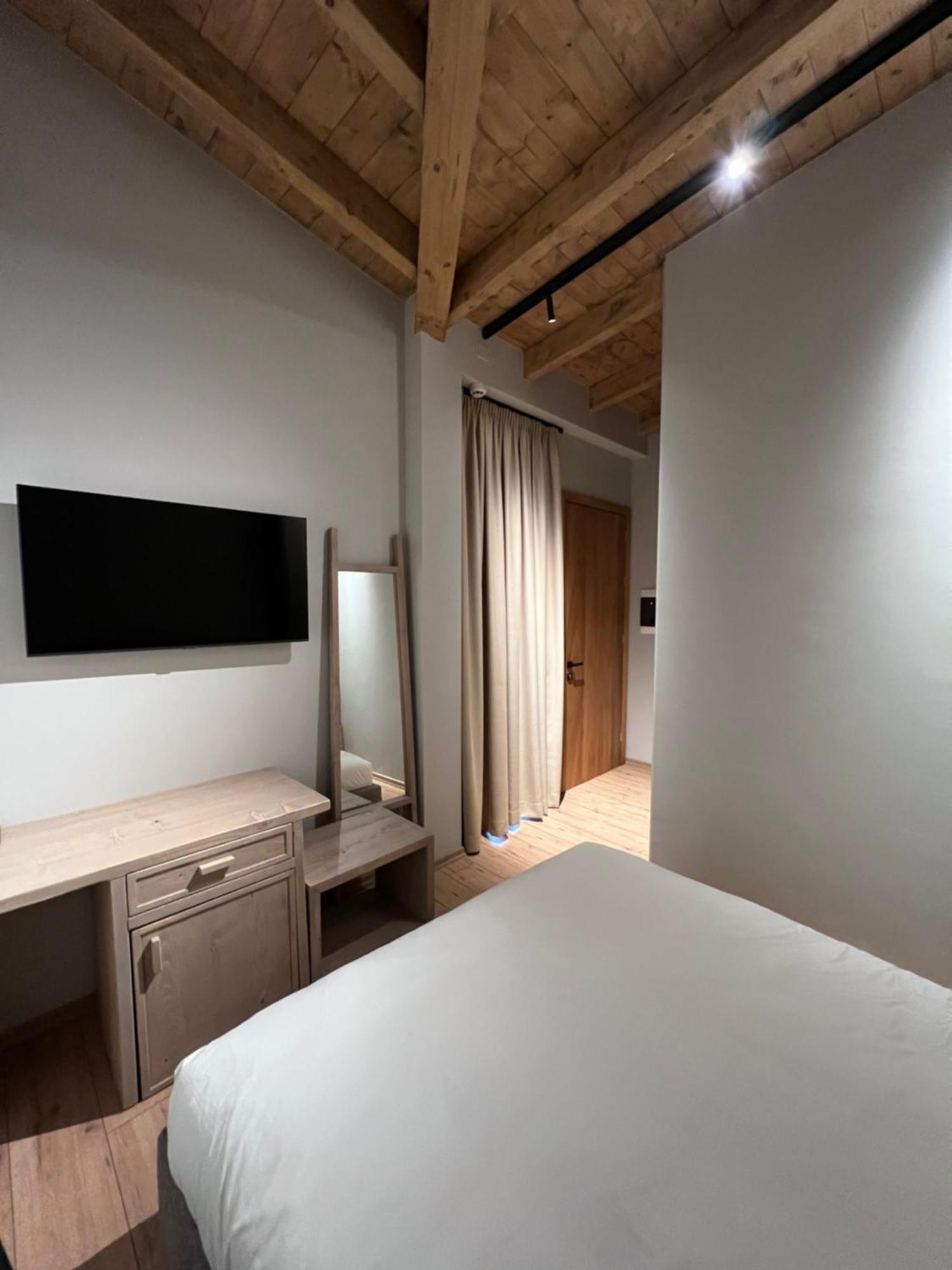 Standard Double Room Ulqin,1508669974:JPEG