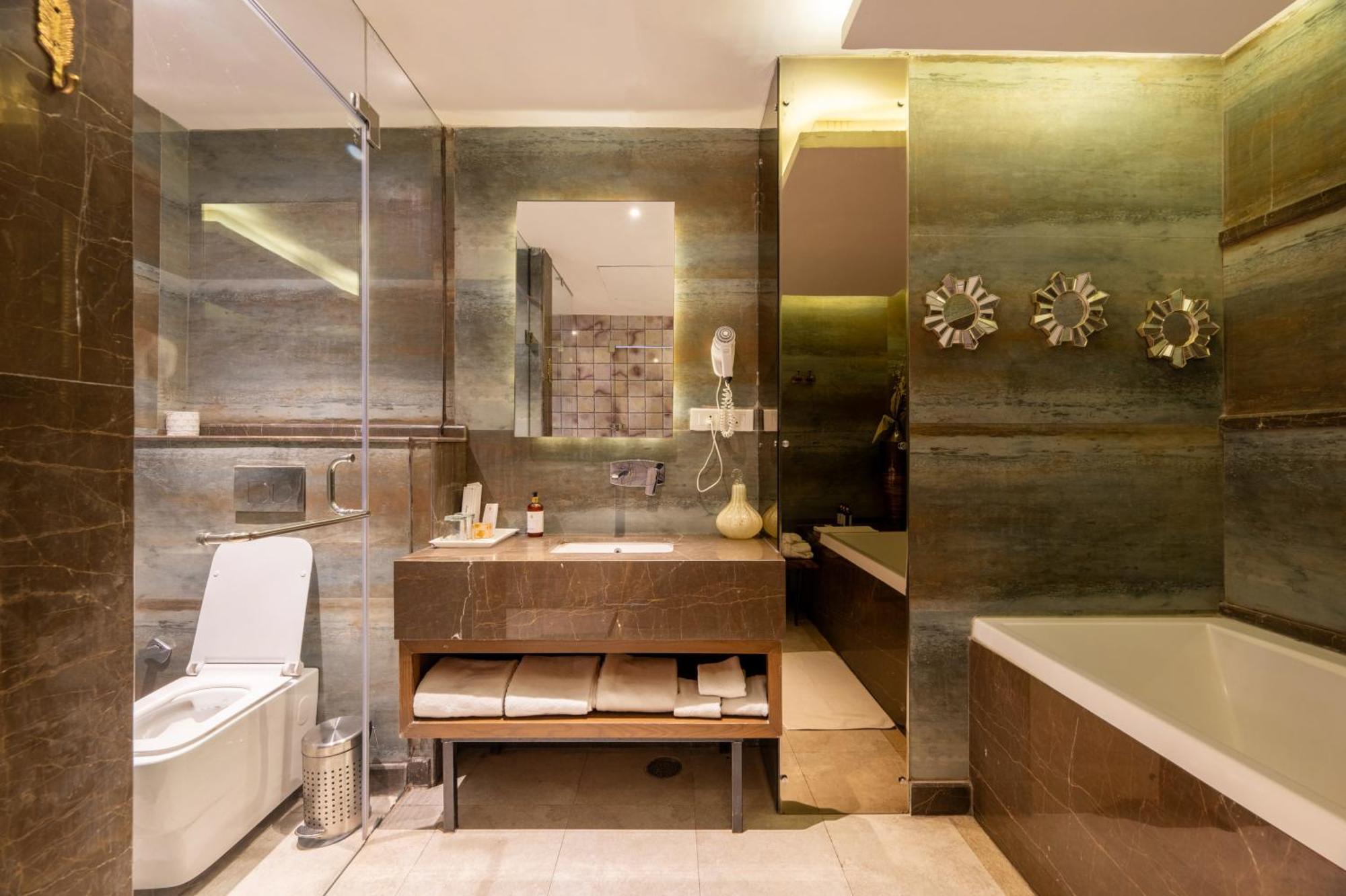 Executive Suite with Balcony And Ganges View | 10% Discount on Spa, Food and Beverages