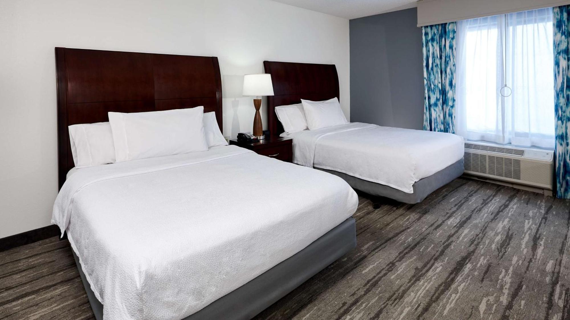 Queen Room with Two Queen Beds - Mobility Access