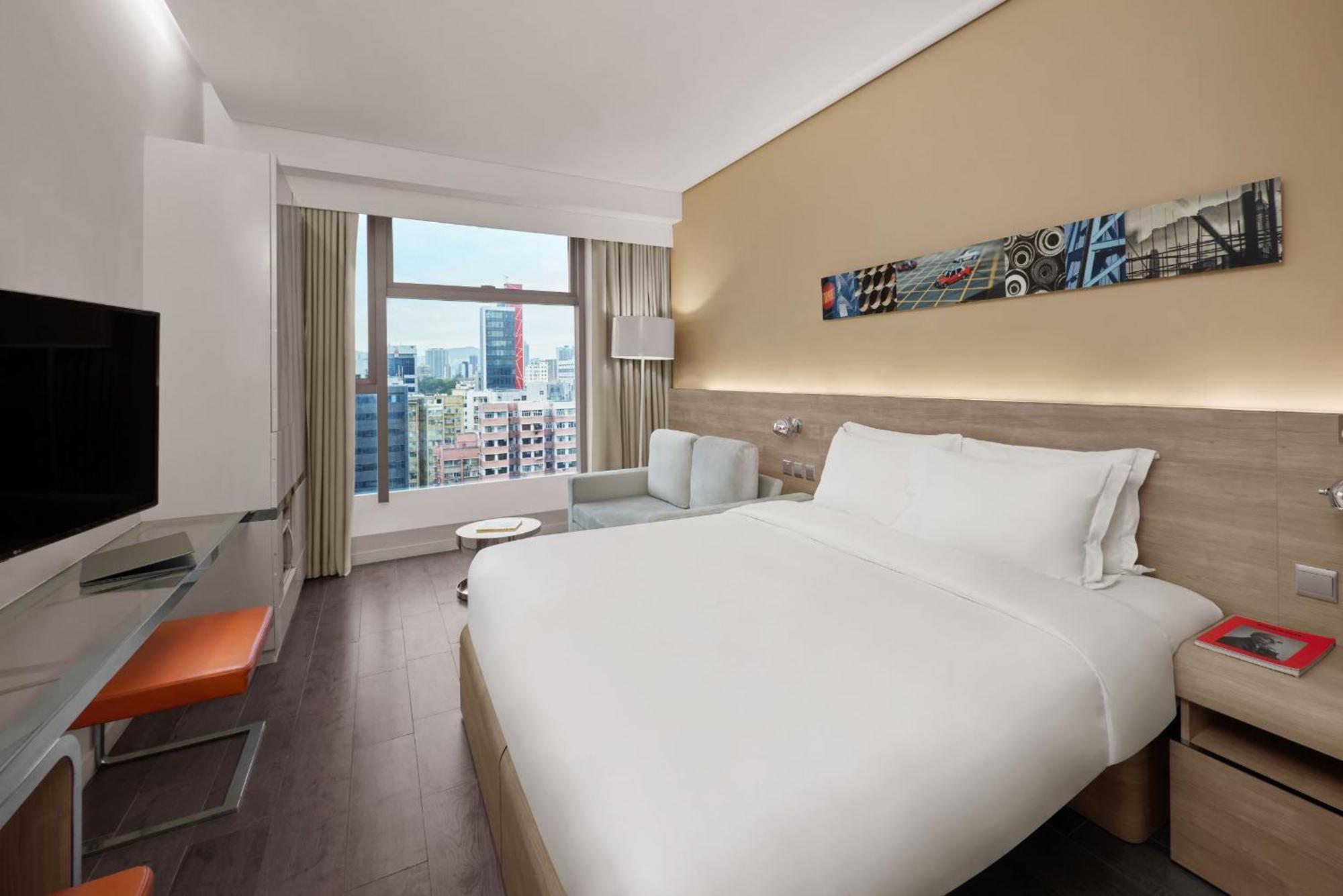 Premier Room