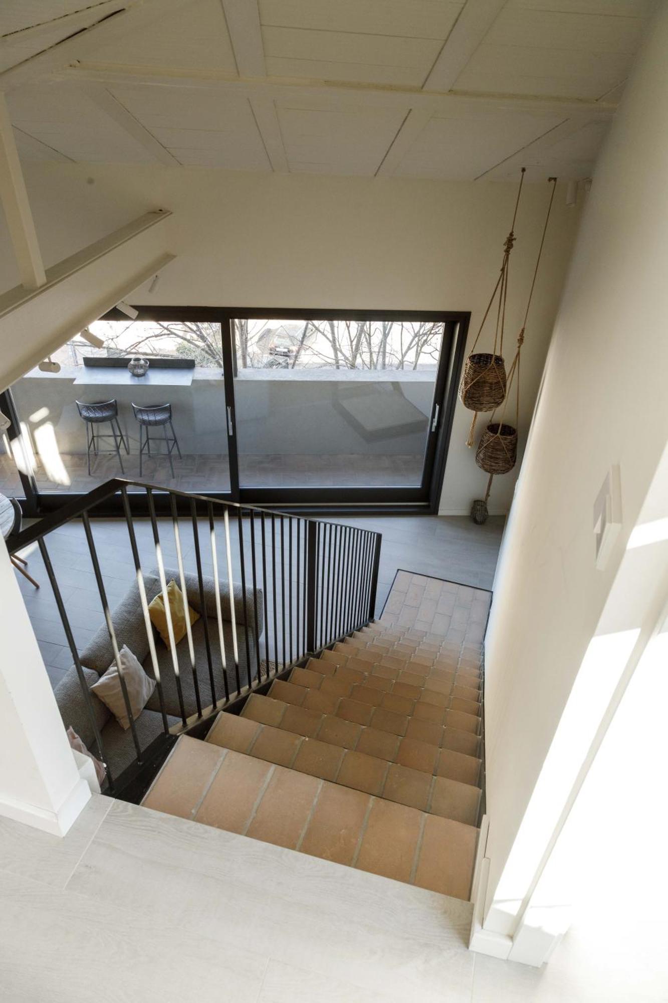 Penthouse Apartment,1524435724:JPEG