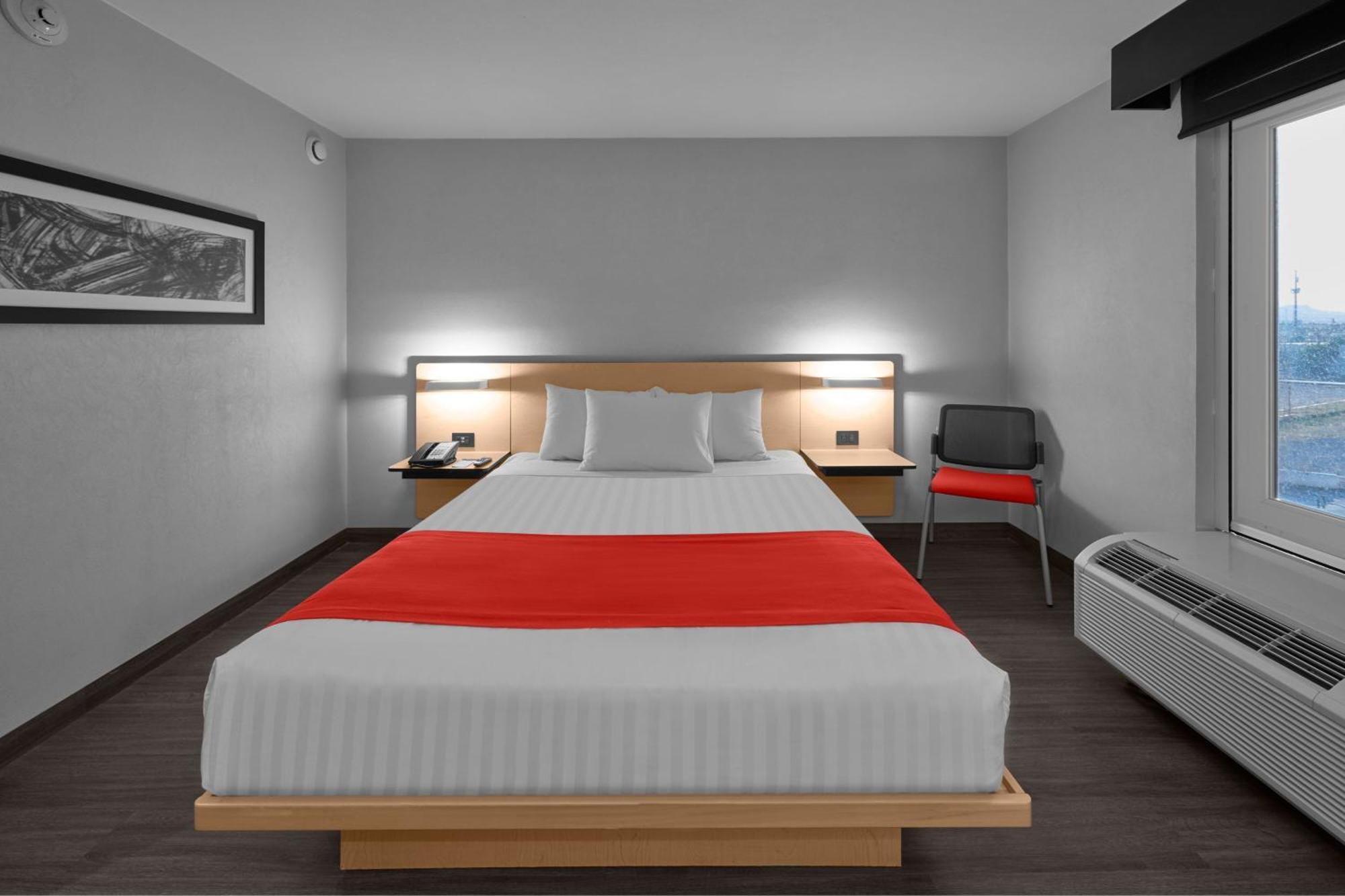 Queen Room