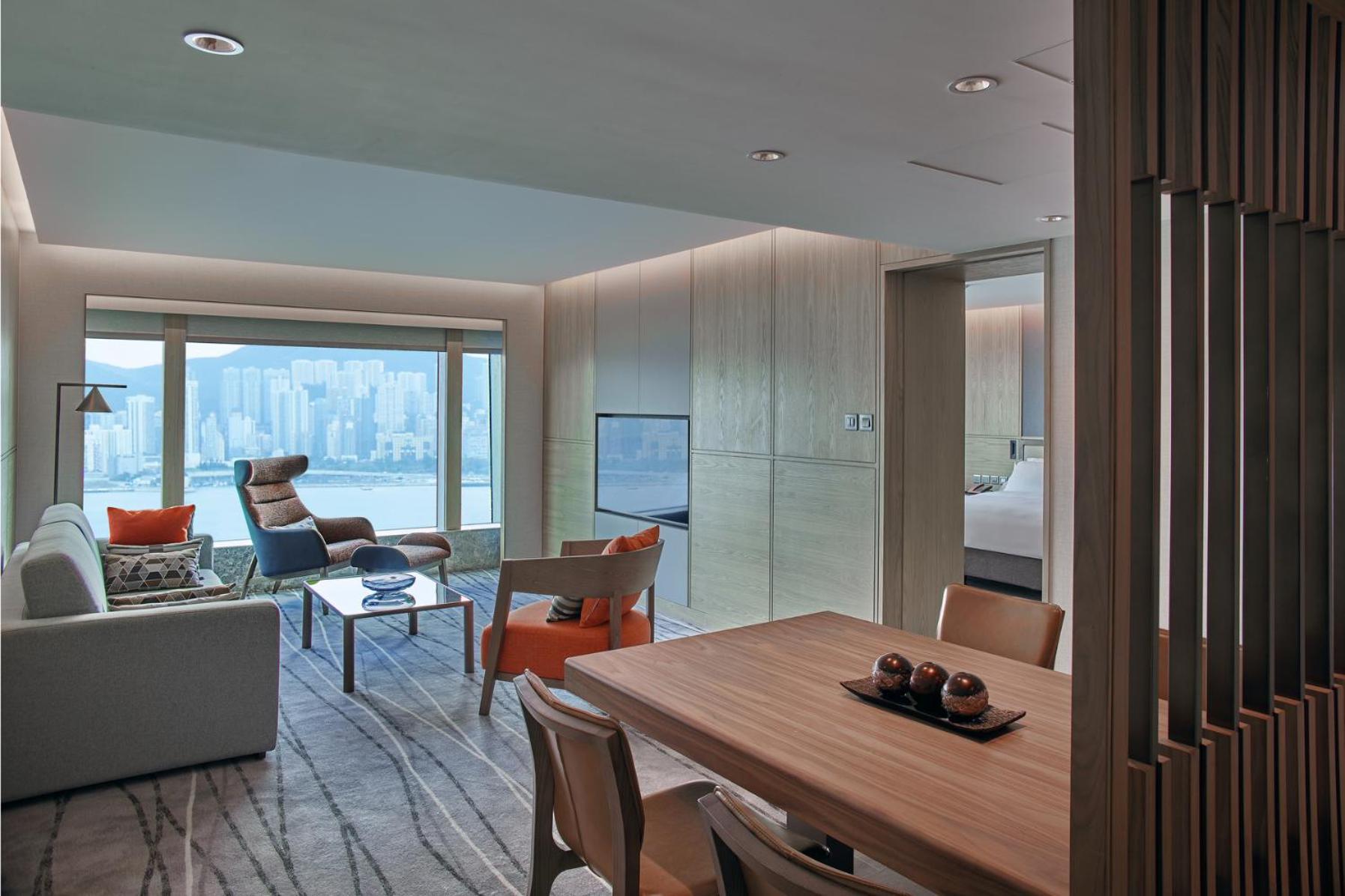 EPIC II Executive Lounge Access