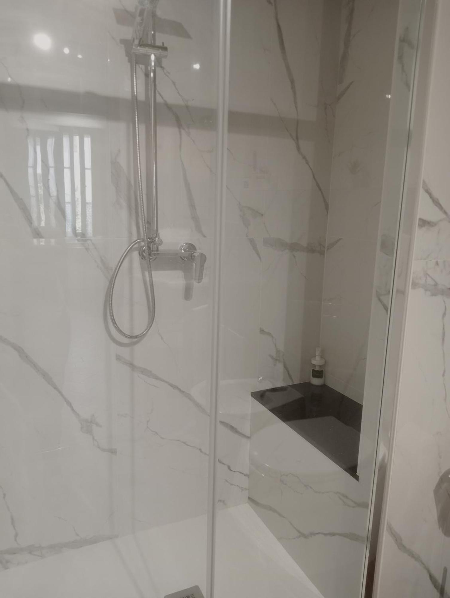 Chambre Simple avec Salle de Bains Privative