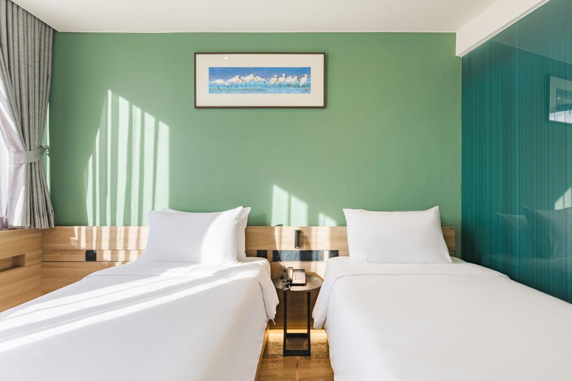 Superior Twin Room,1594127437:JPEG