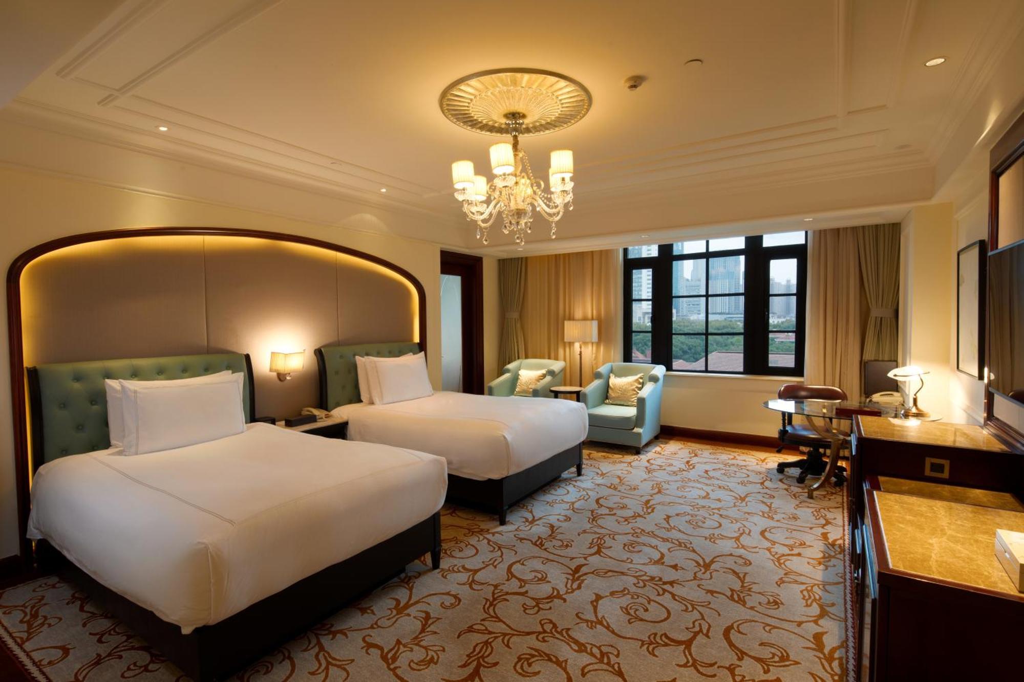 Premium King Room