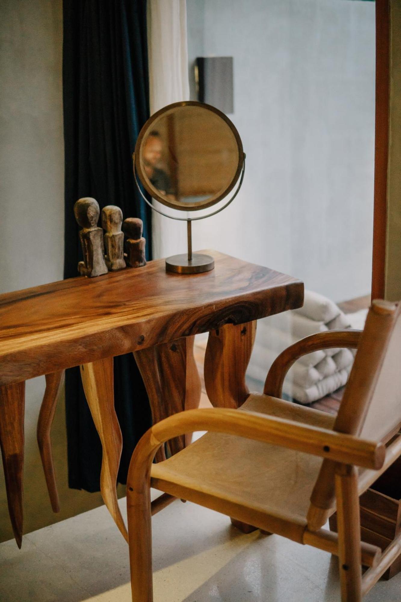 Deluxe Teak Room with Balcony