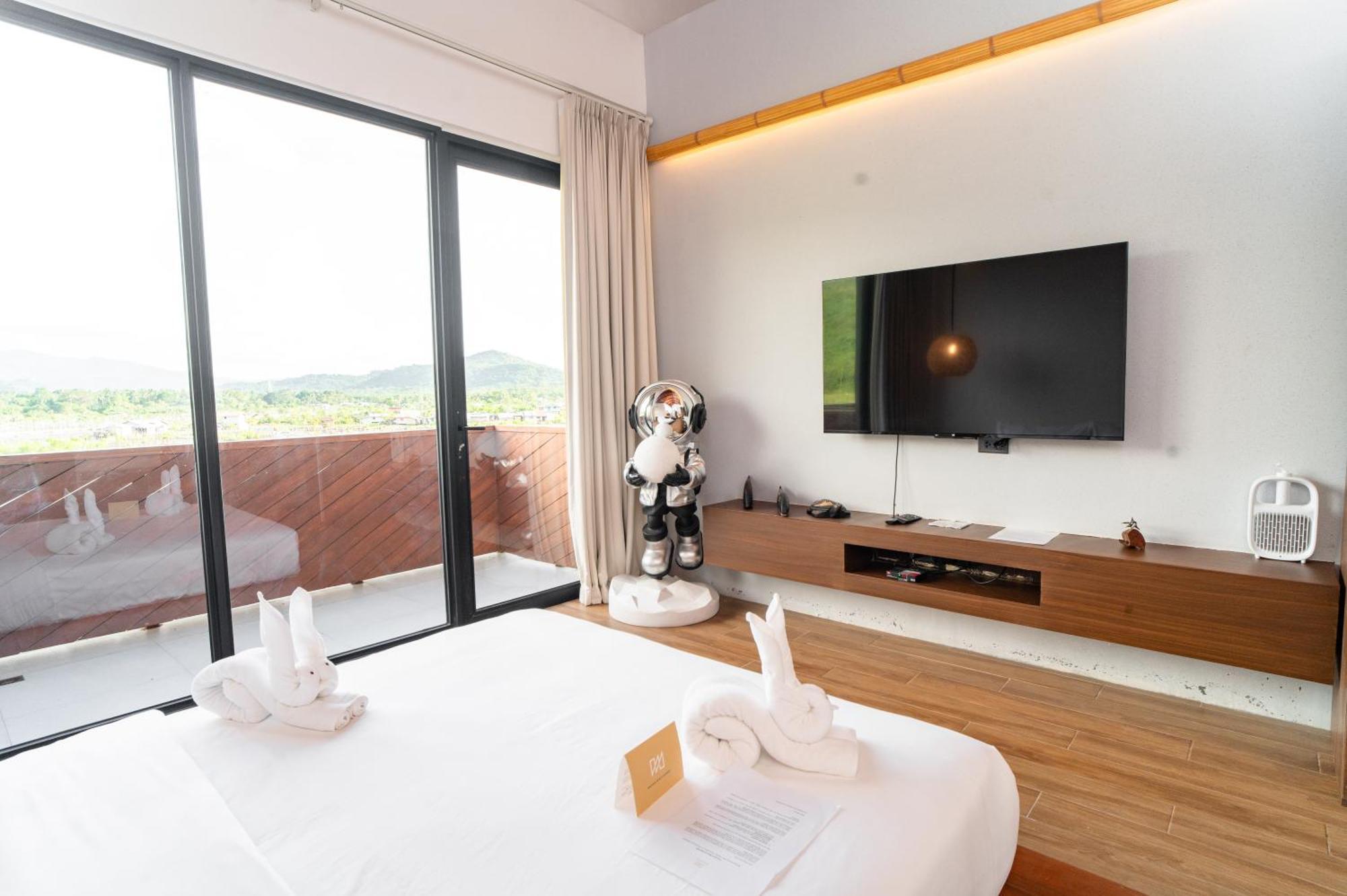 Deluxe Zimmer mit Queensize-Bett, Balkon und Bergblick
