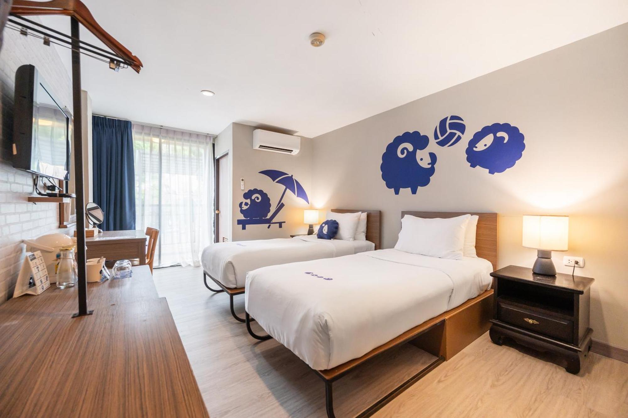 Twin Room,1588078217:JPEG