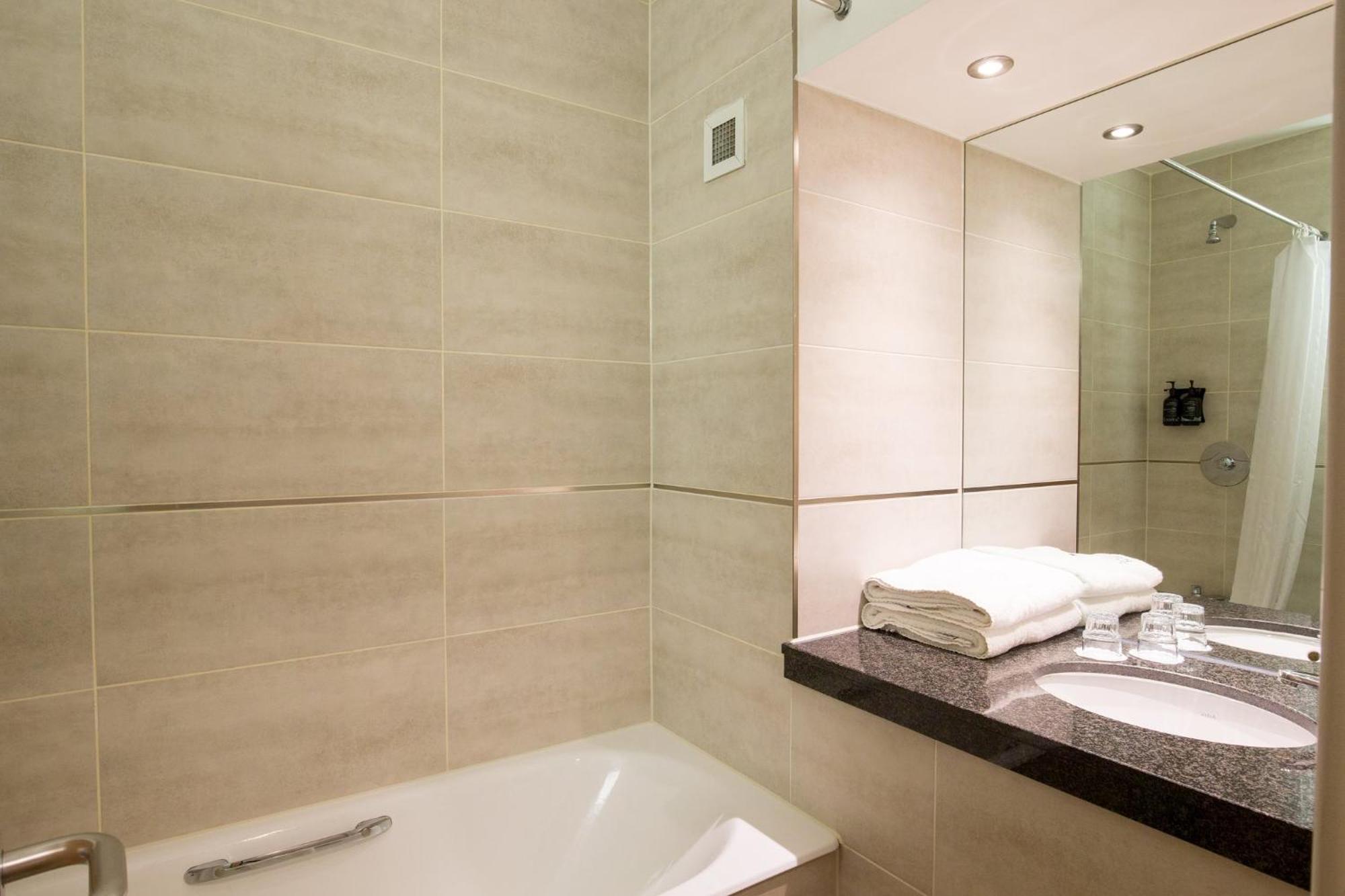 Double Room,1558706425:JPEG