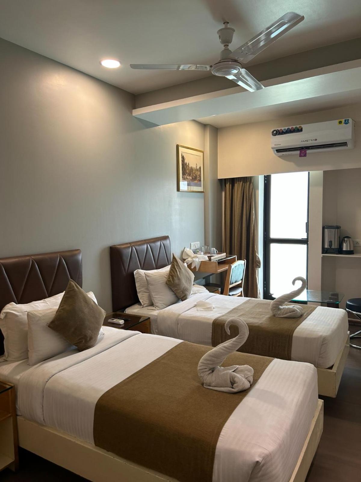Deluxe Double or Twin Room