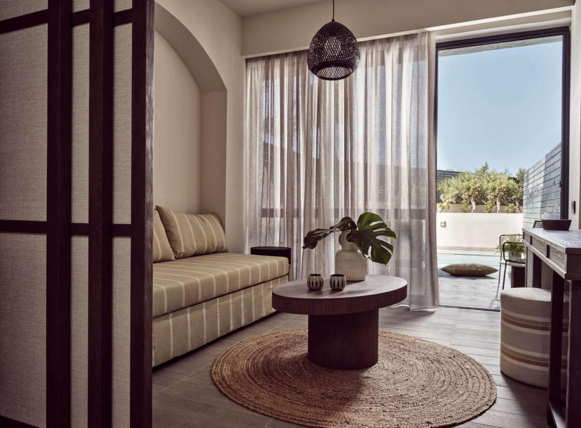 Evergreen One-Bedroom King Suite with Pool