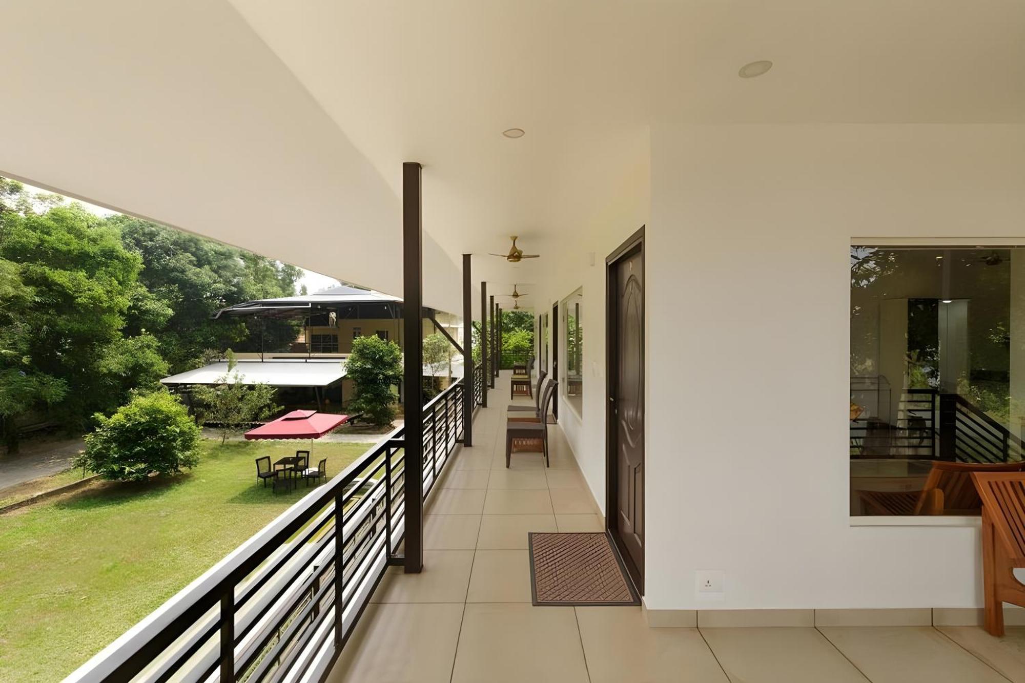 Standard Double or Twin Room with Garden View