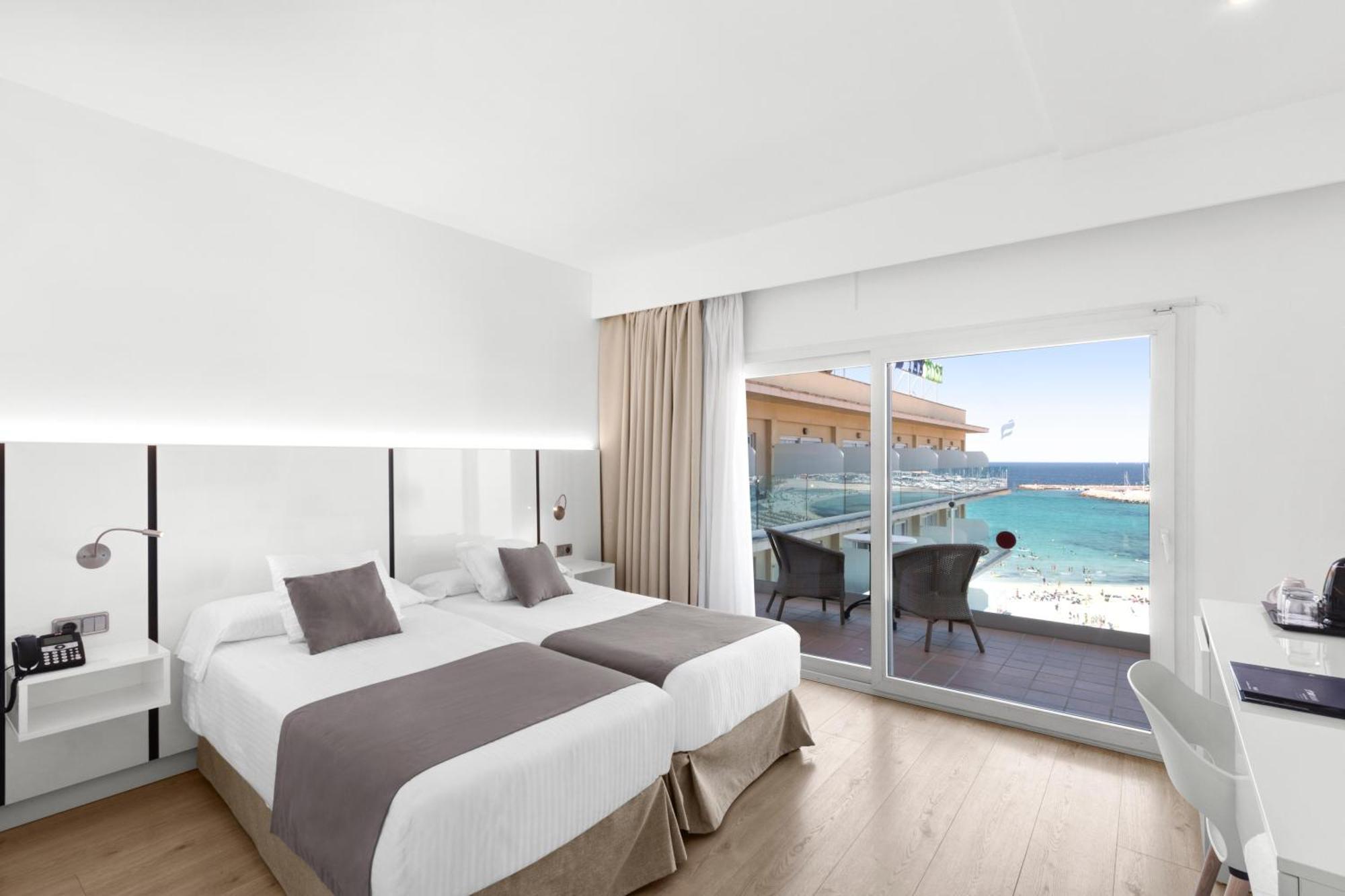 Superior Twin Room,1528230493:JPEG