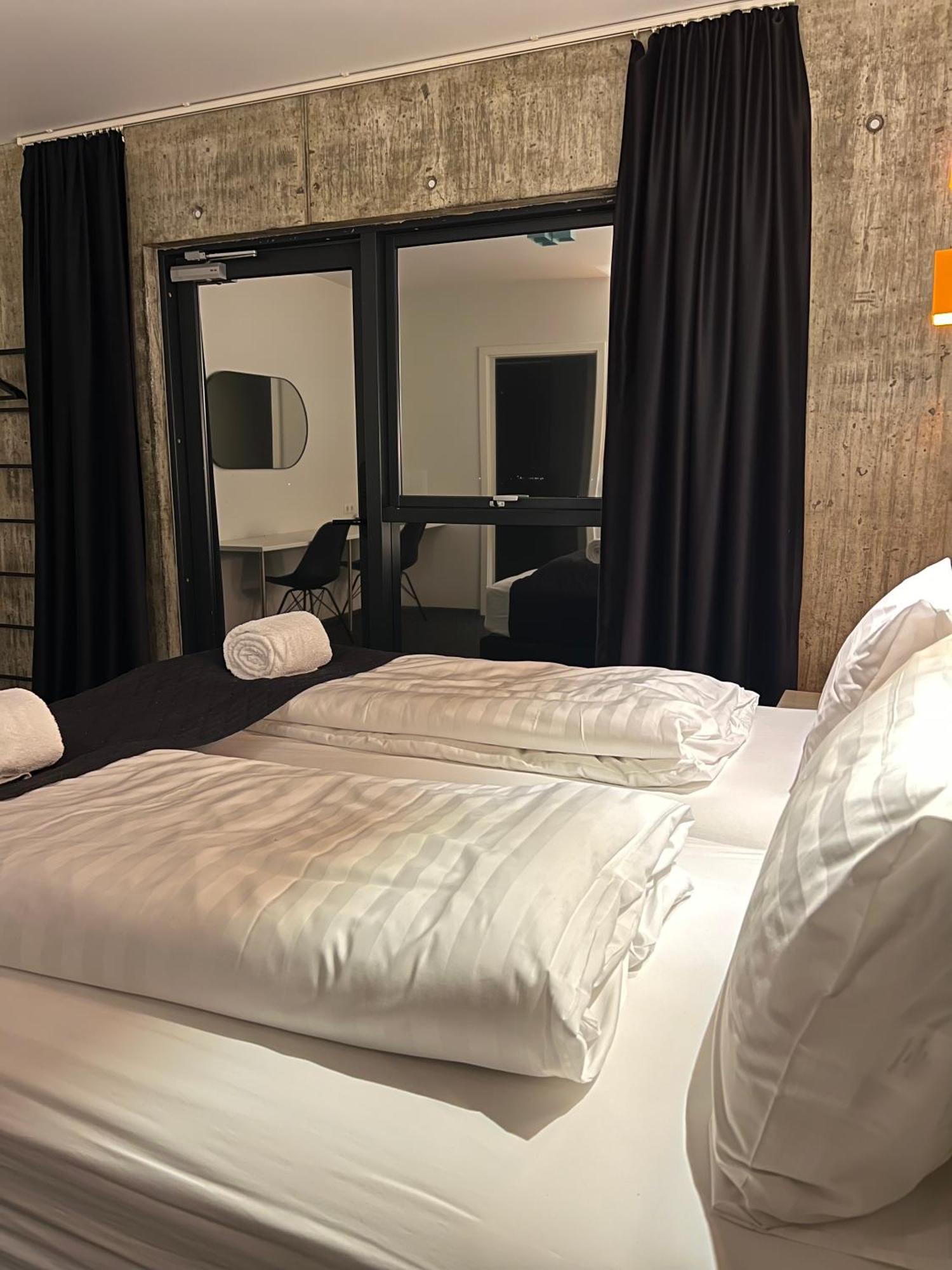 Double Room Mountain View