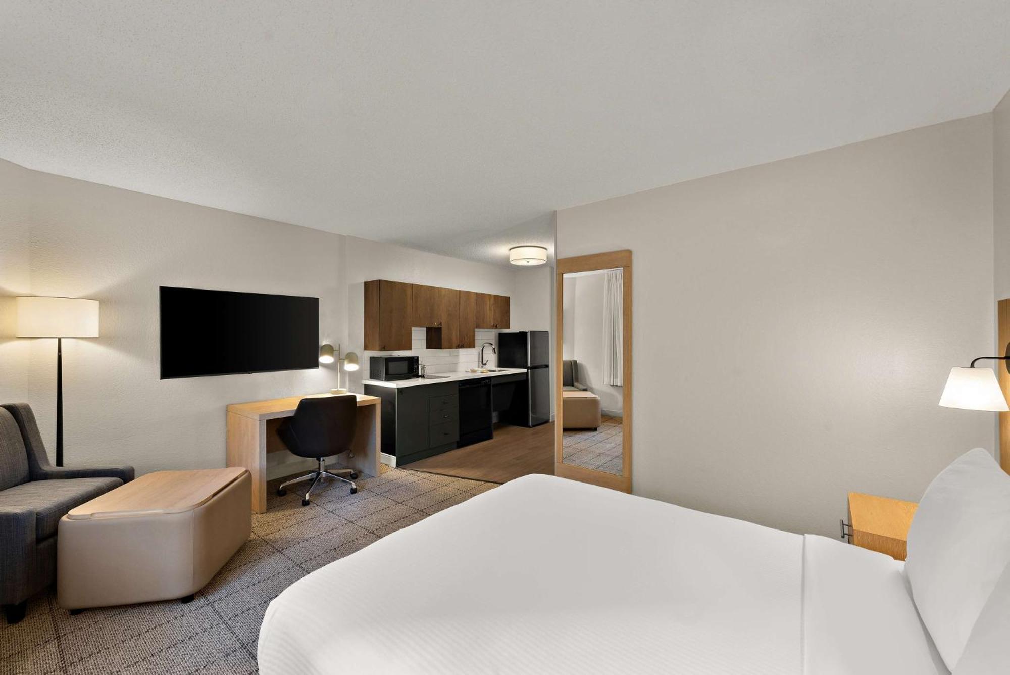 Studio Queen NYC View Mobility Accessible Roll Shower