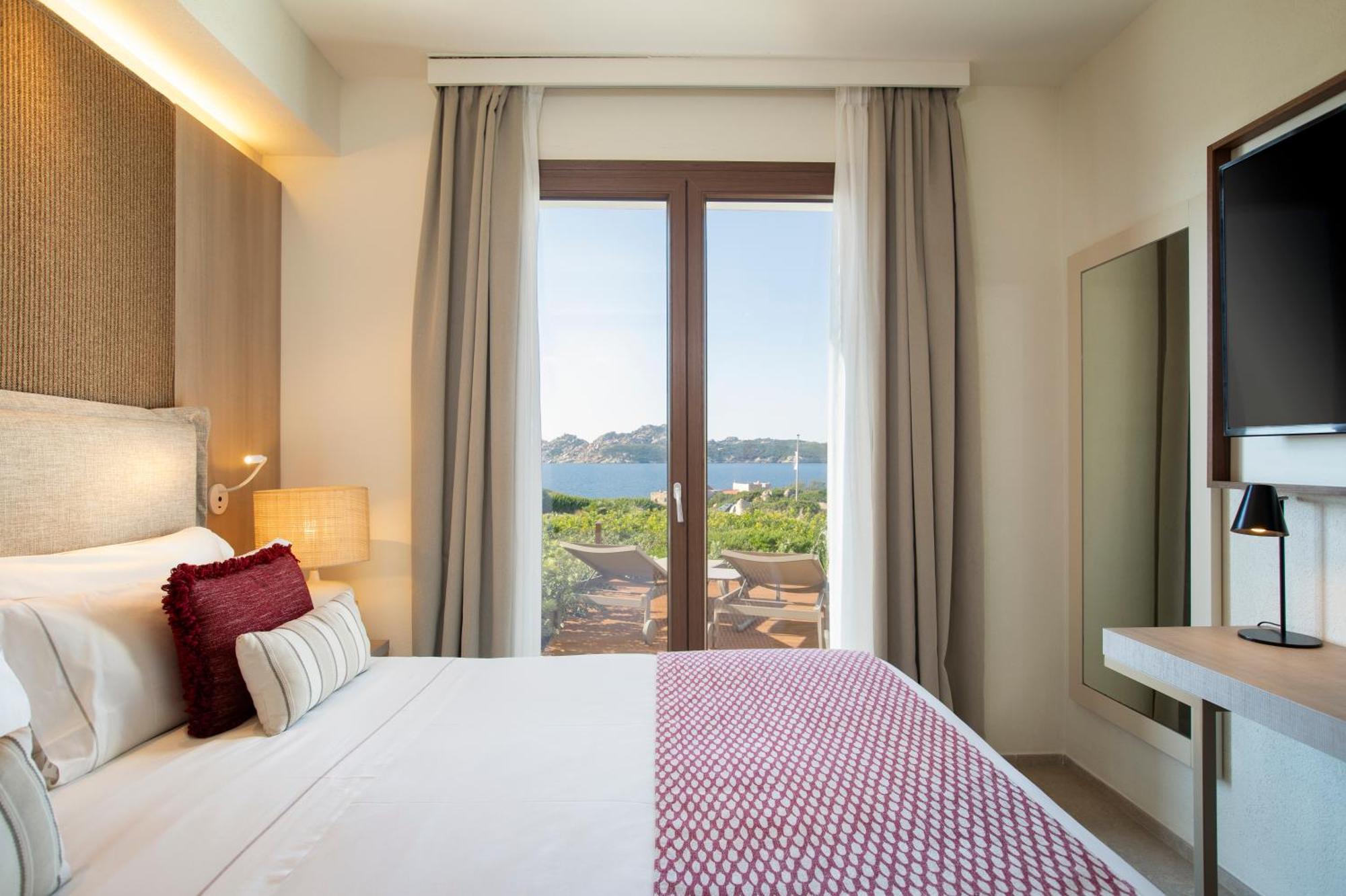 Superior King Room with Sea View and Terrace