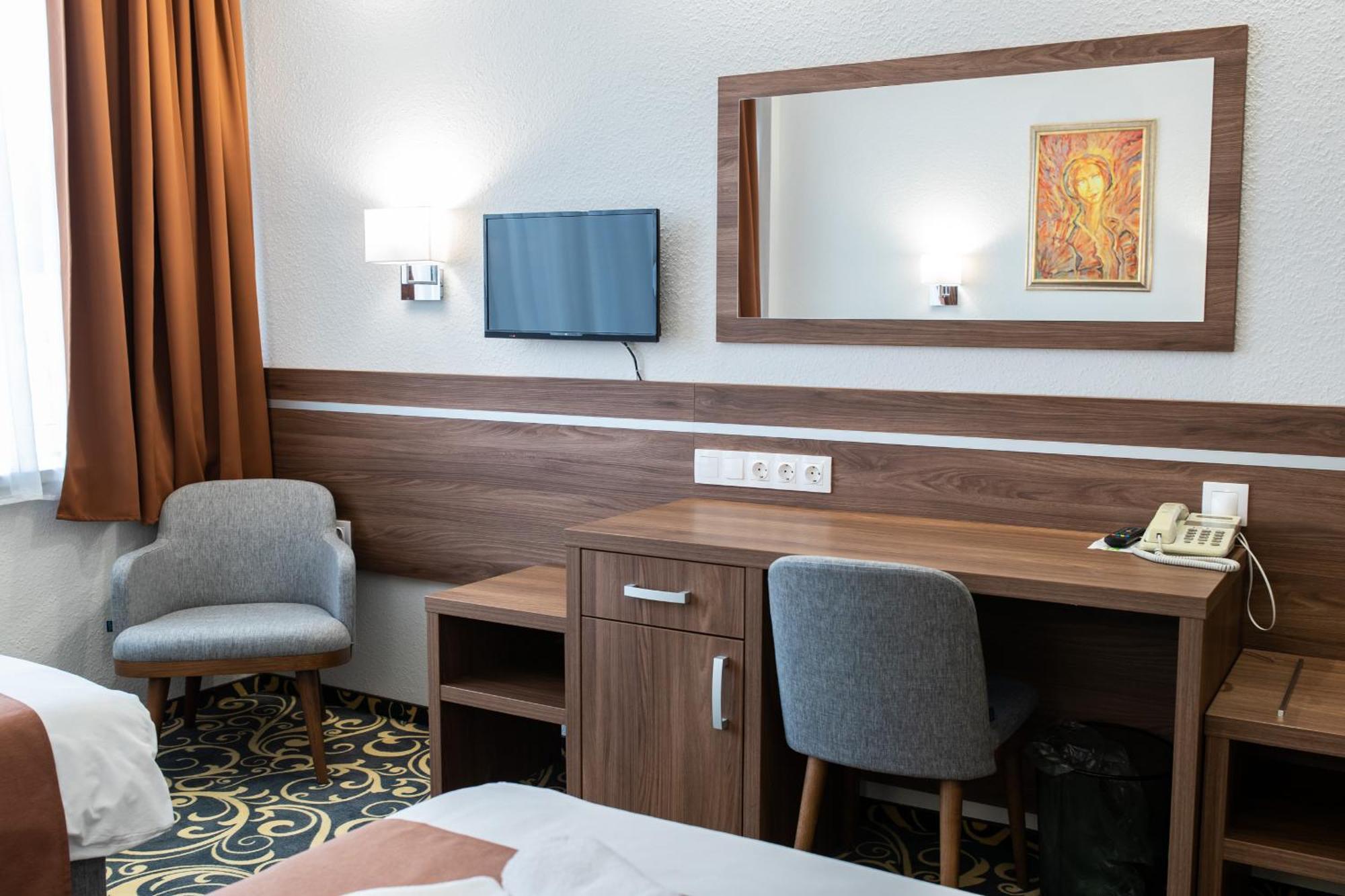 Standard Triple Room,1192754602:JPEG