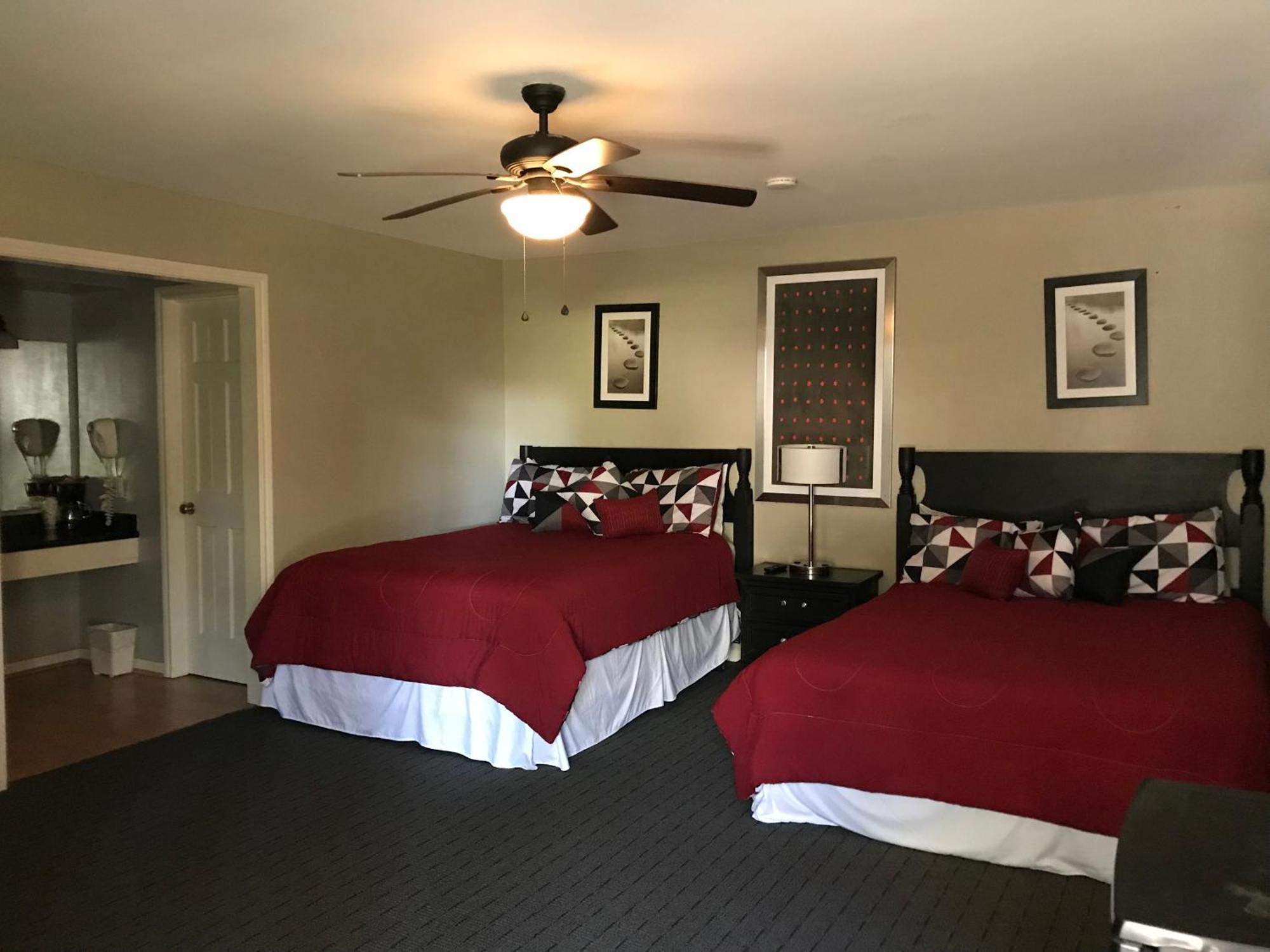 Queen Room Two Queen Beds