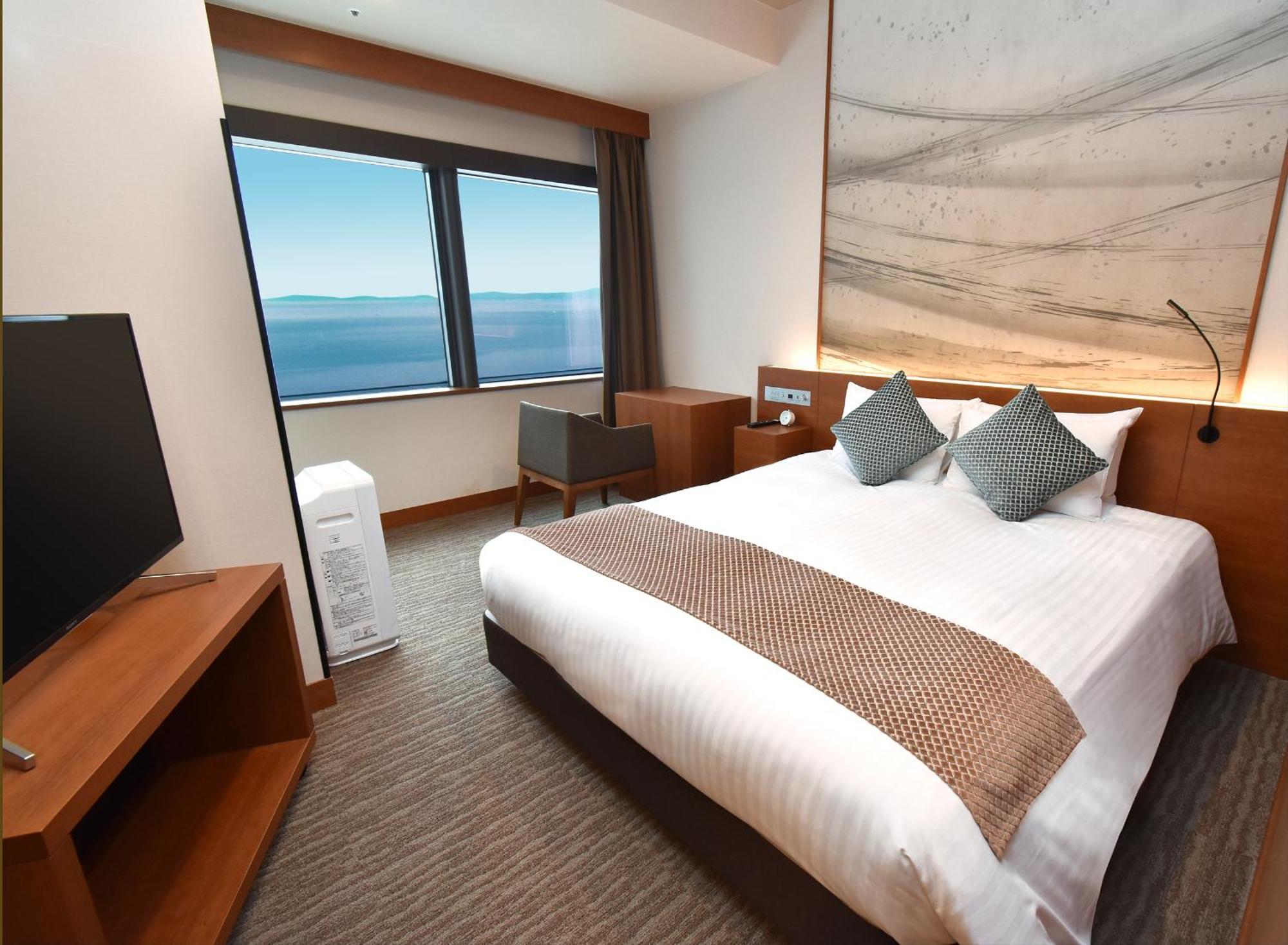 Standard Double Room with Bay View