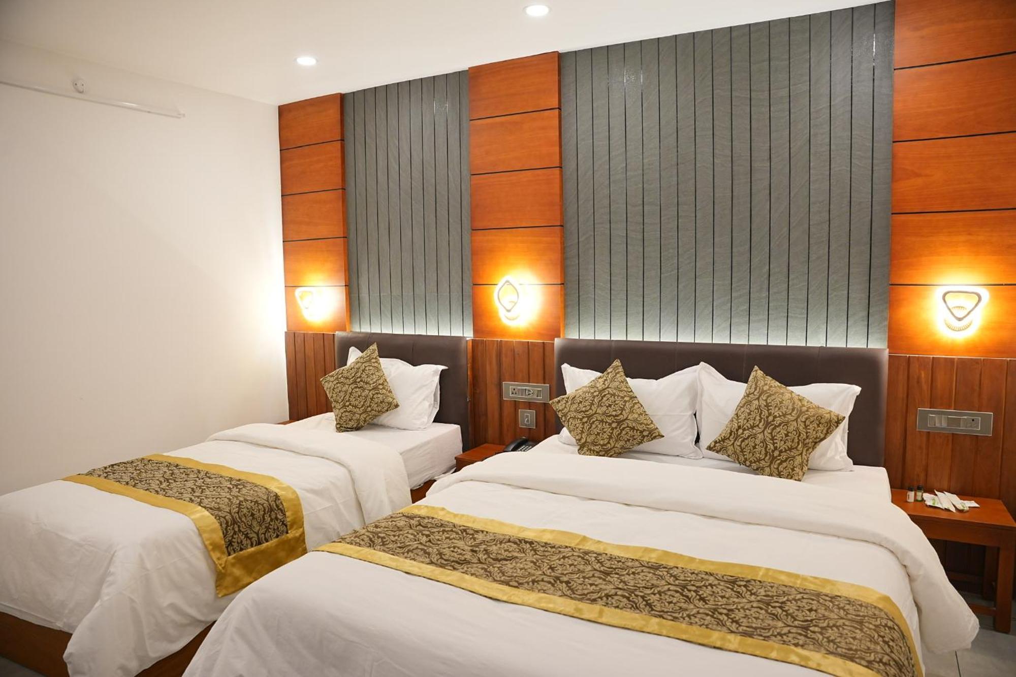 Deluxe Triple Room