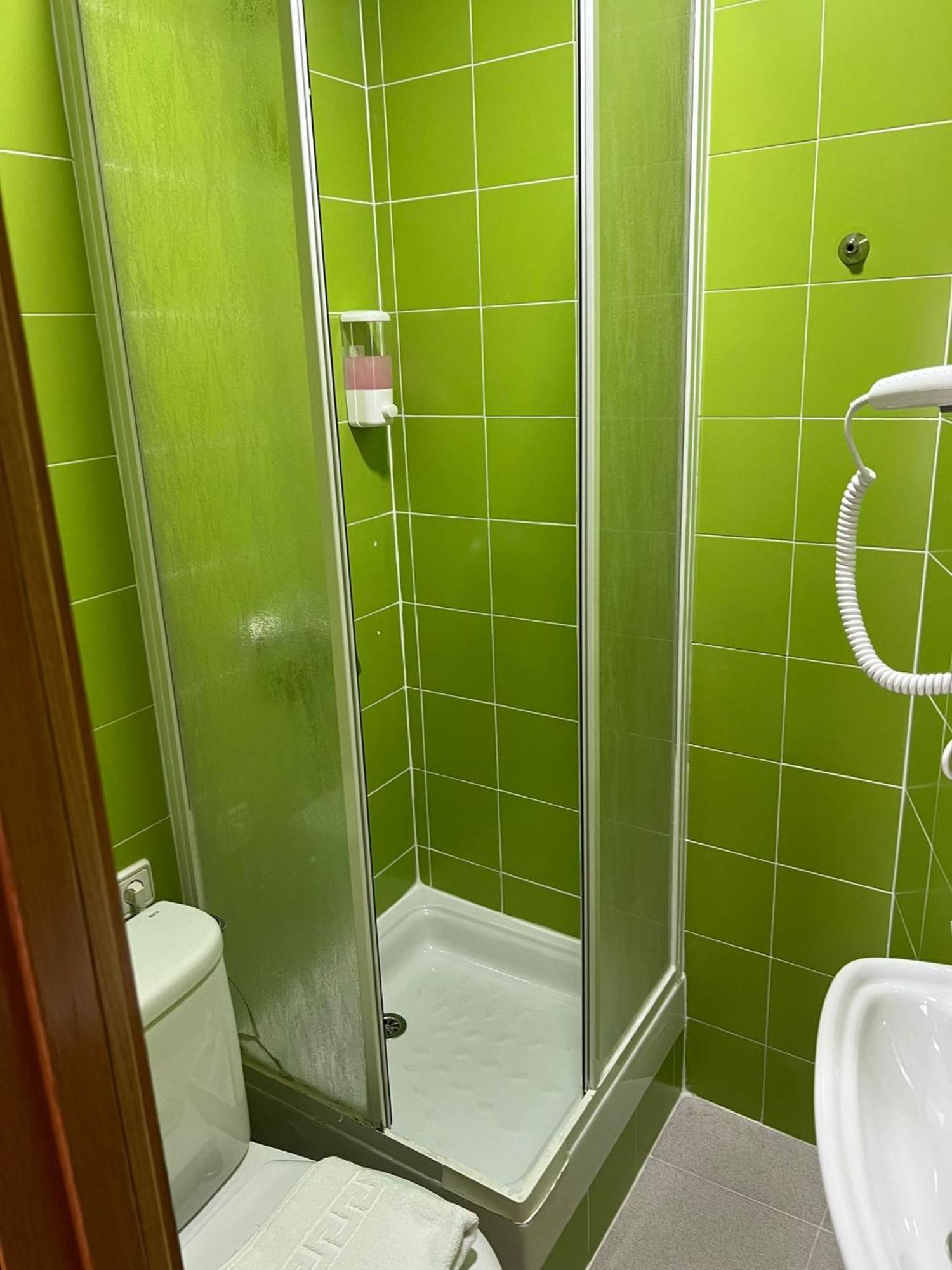 Small Double Room with Shared Bathroom