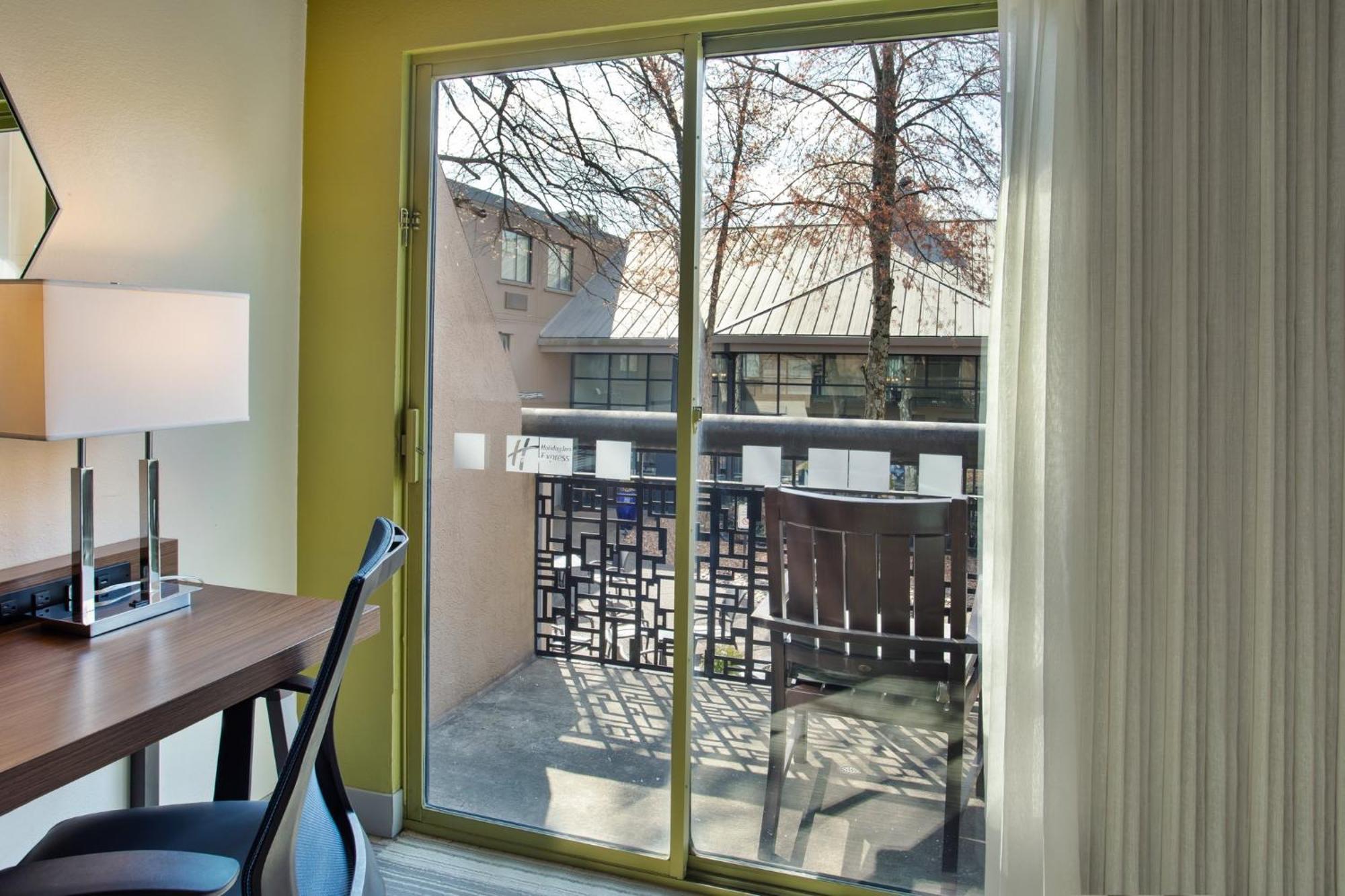 Chambre Lit King-Size avec Balcon