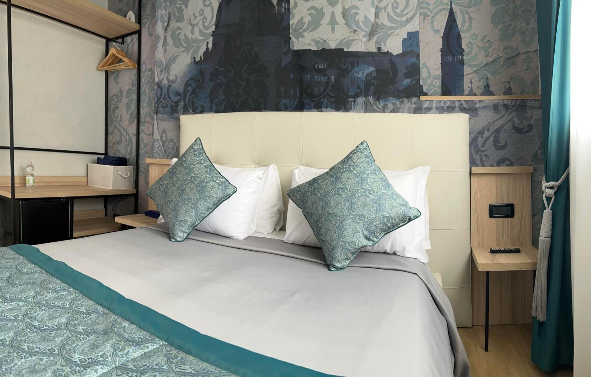 Superior Double Room with Balcony