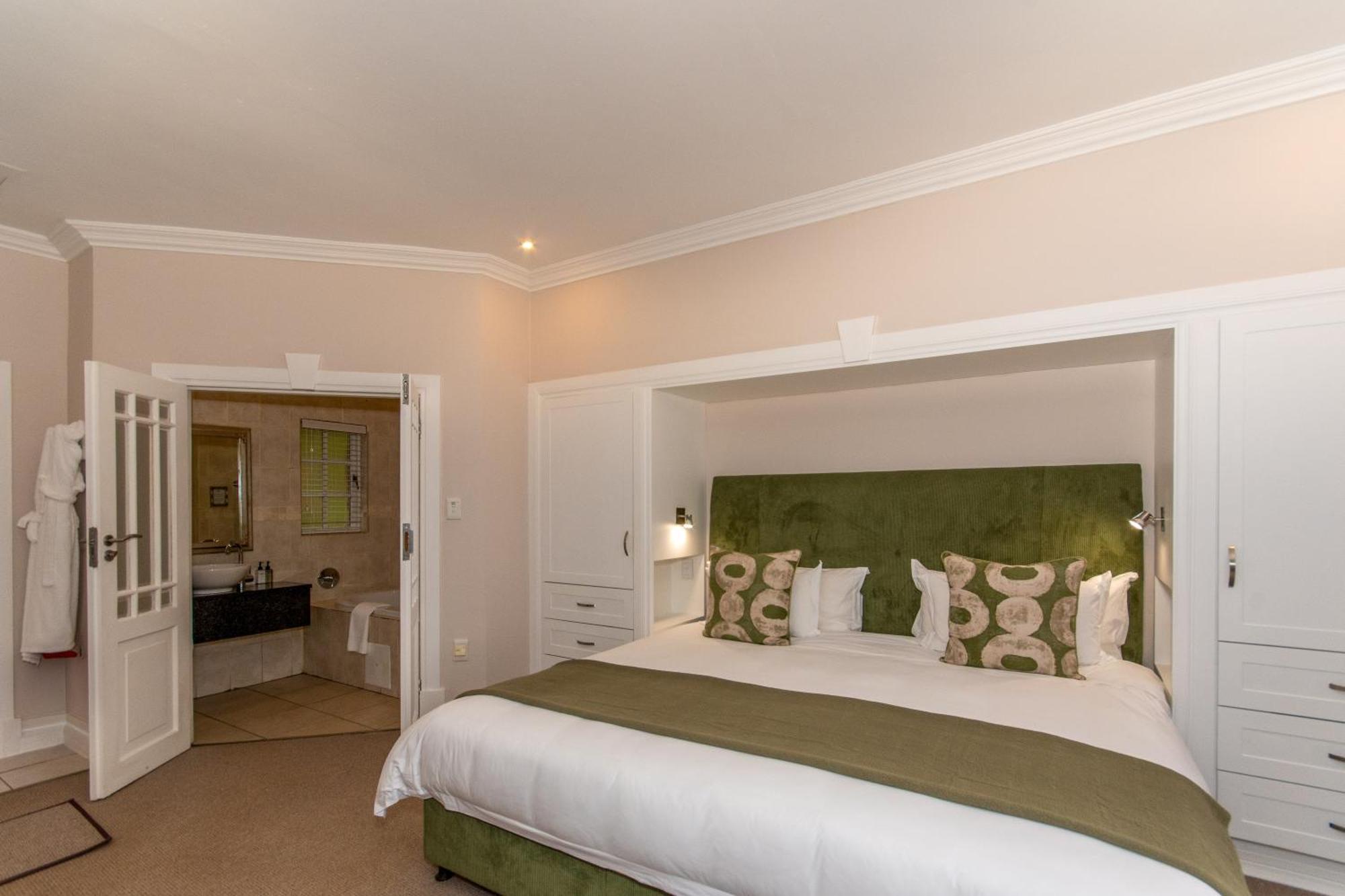 Luxury Room