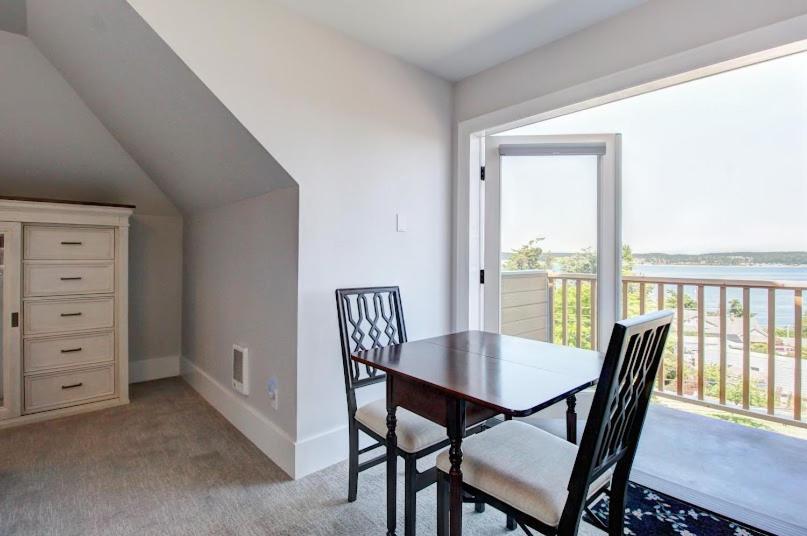 King Suite Sea View
