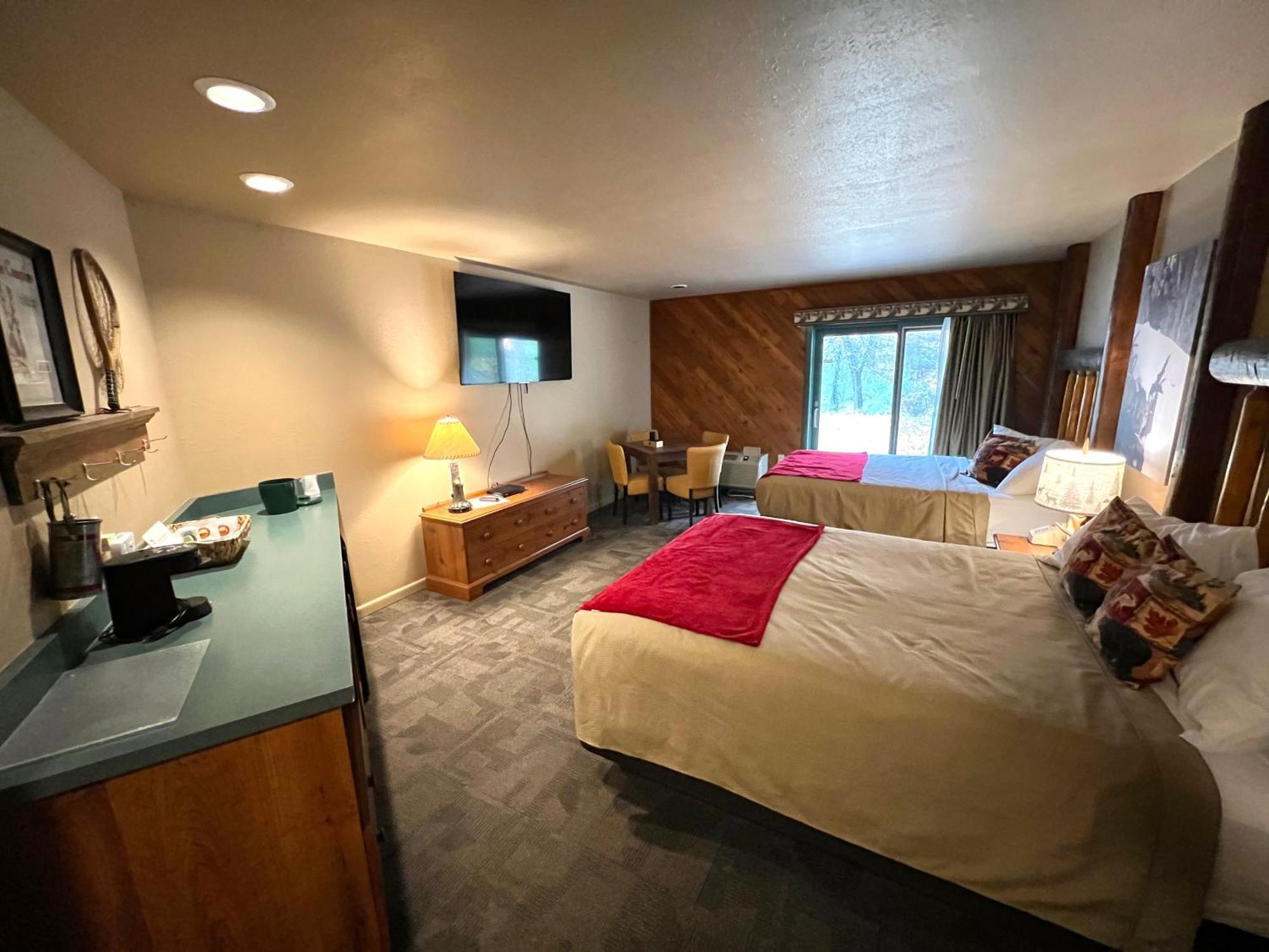 Superior Queen Room