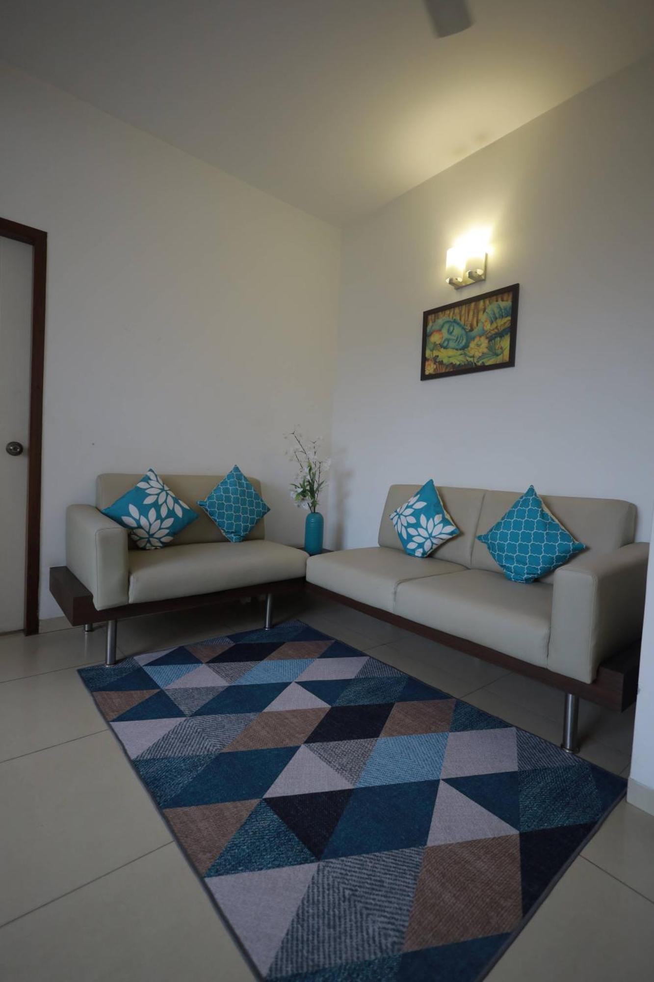 One-Bedroom Apartment,683887269:JPEG