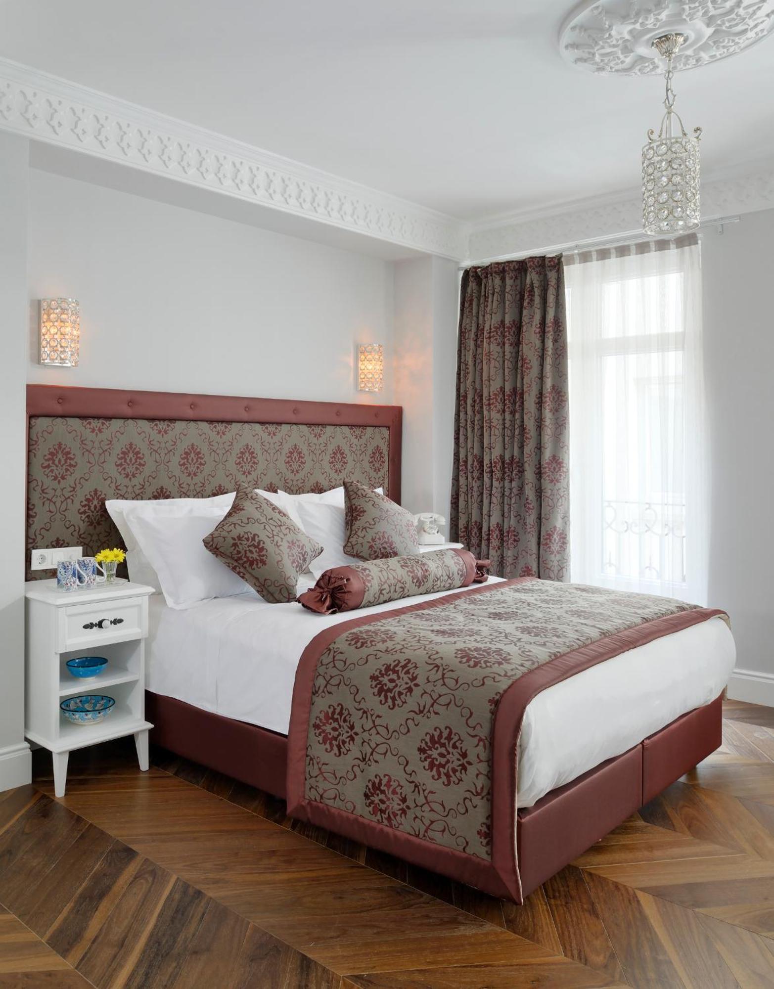Deluxe Double or Twin Room,1589307666:JPEG