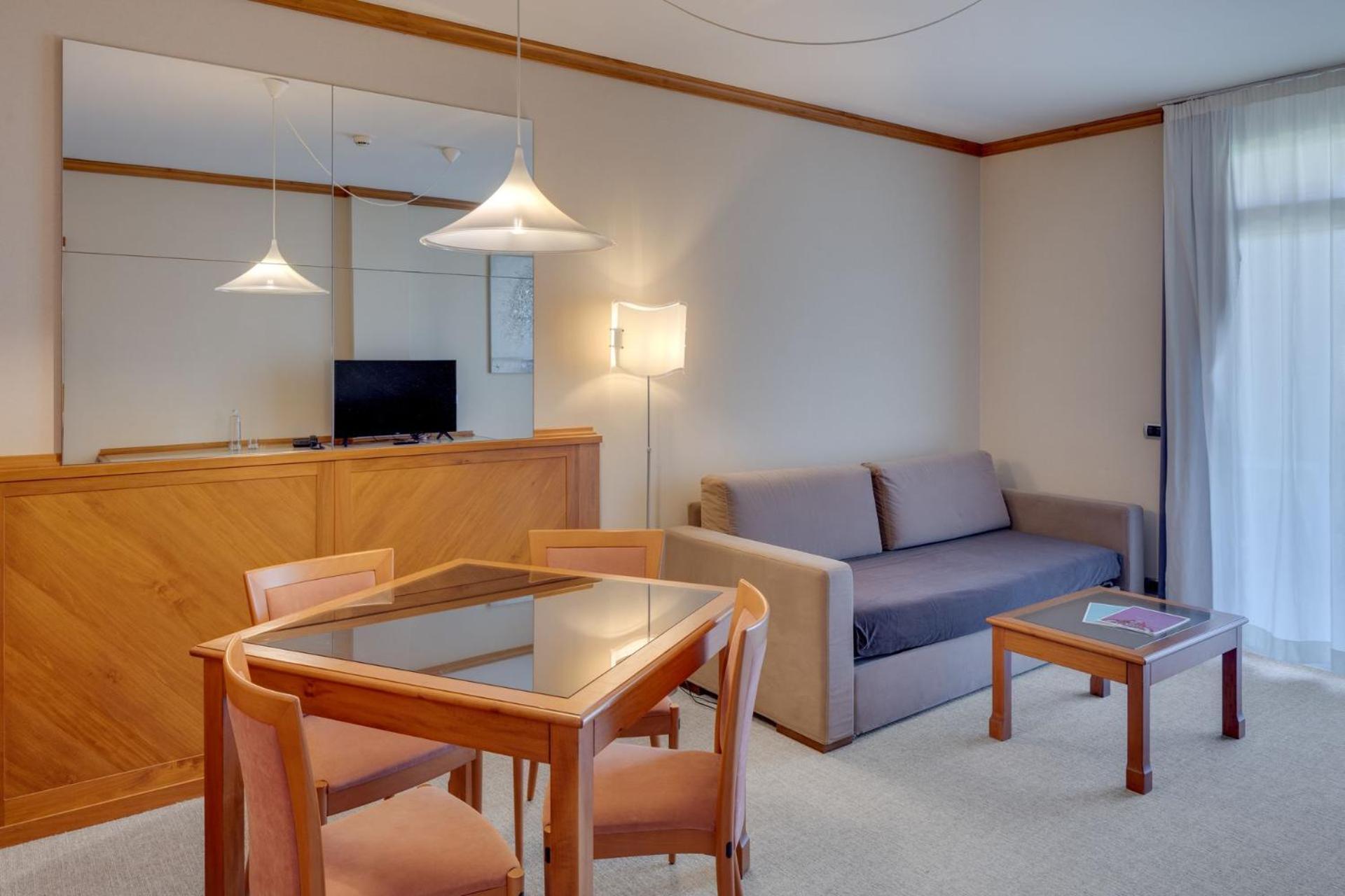 Suite - Annex