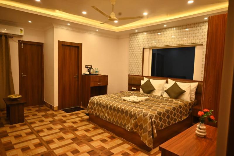 Premium Club Room