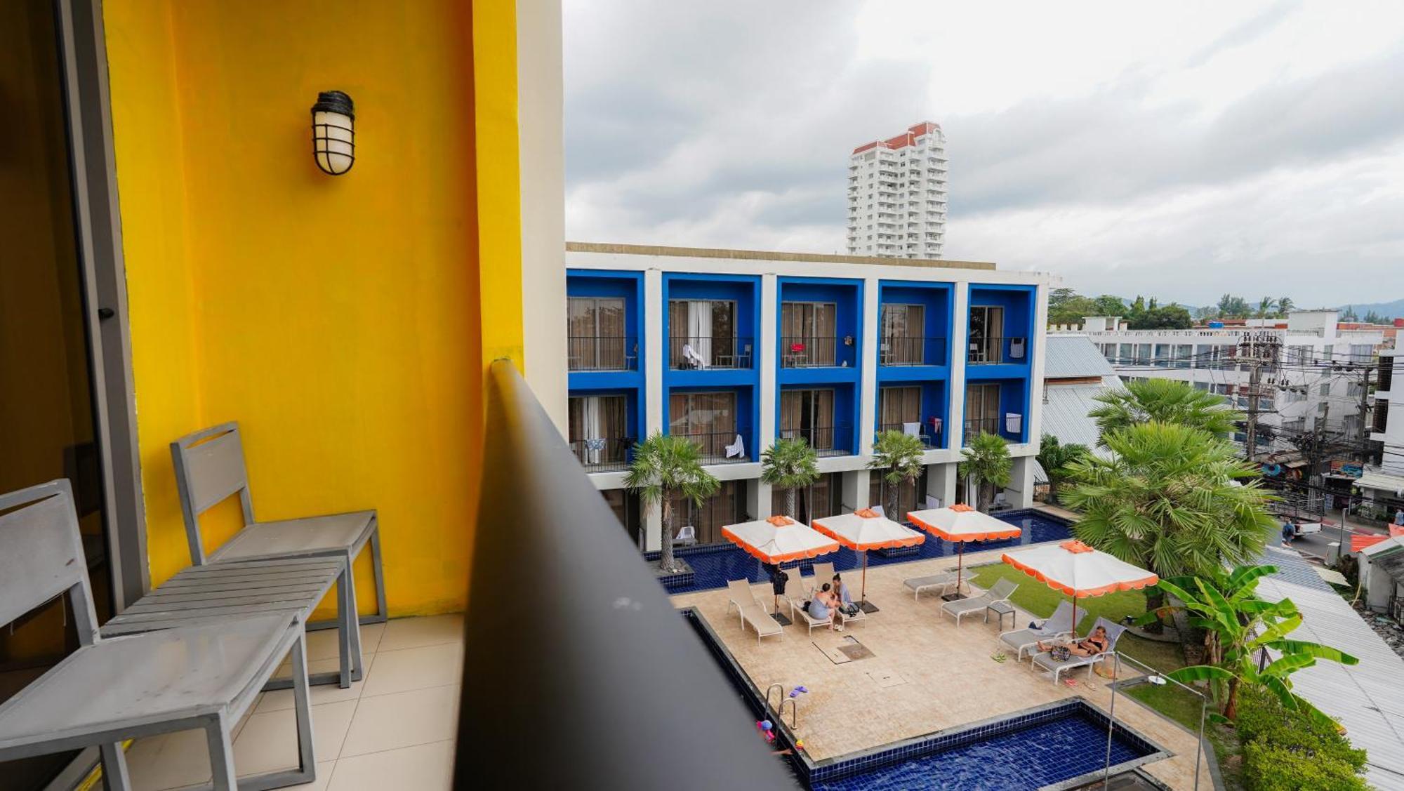 Deluxe Double or Twin Room with Pool View
