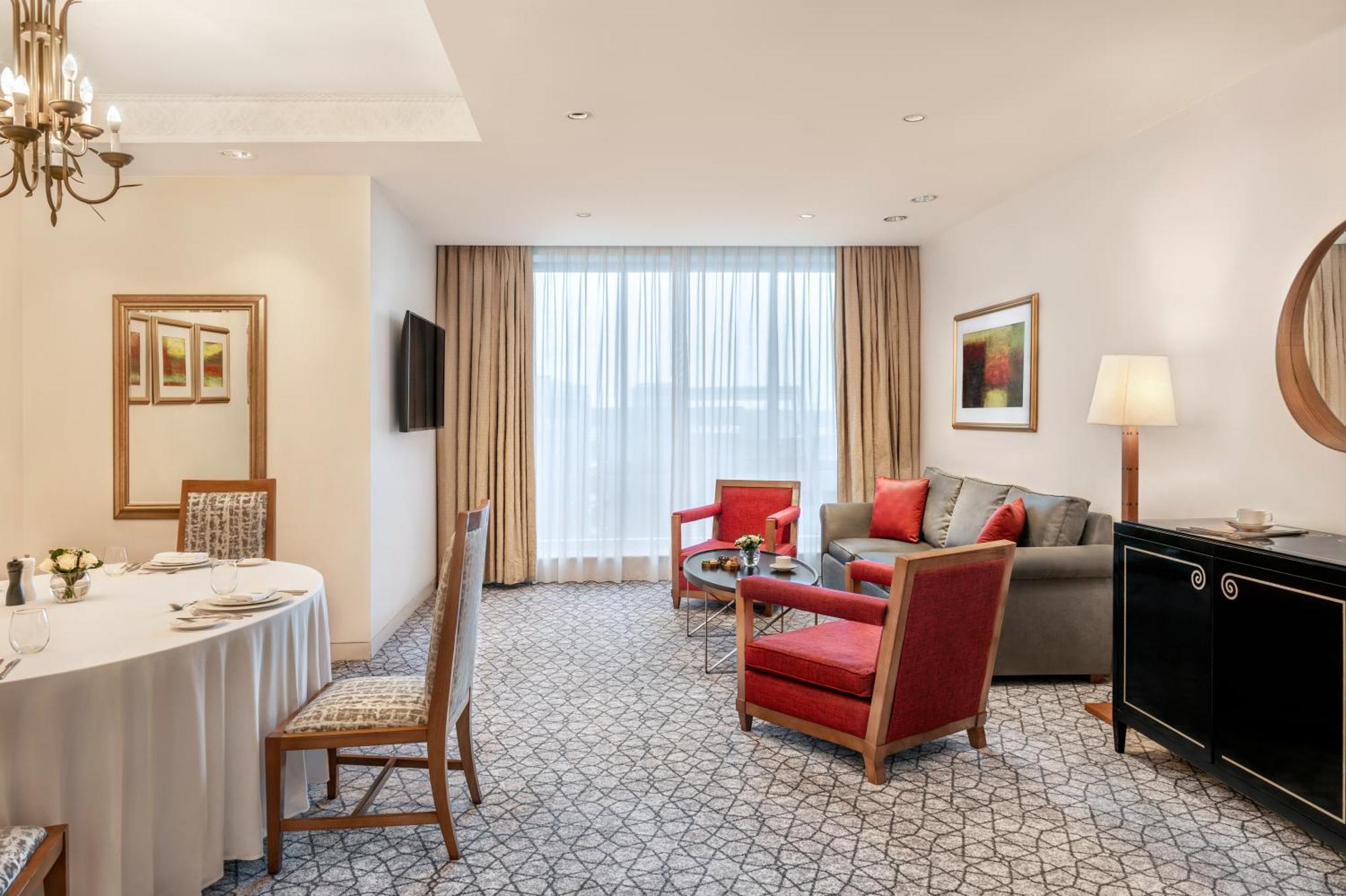 Fully Furnished Two-Bed Room Suite,1604076701:JPEG