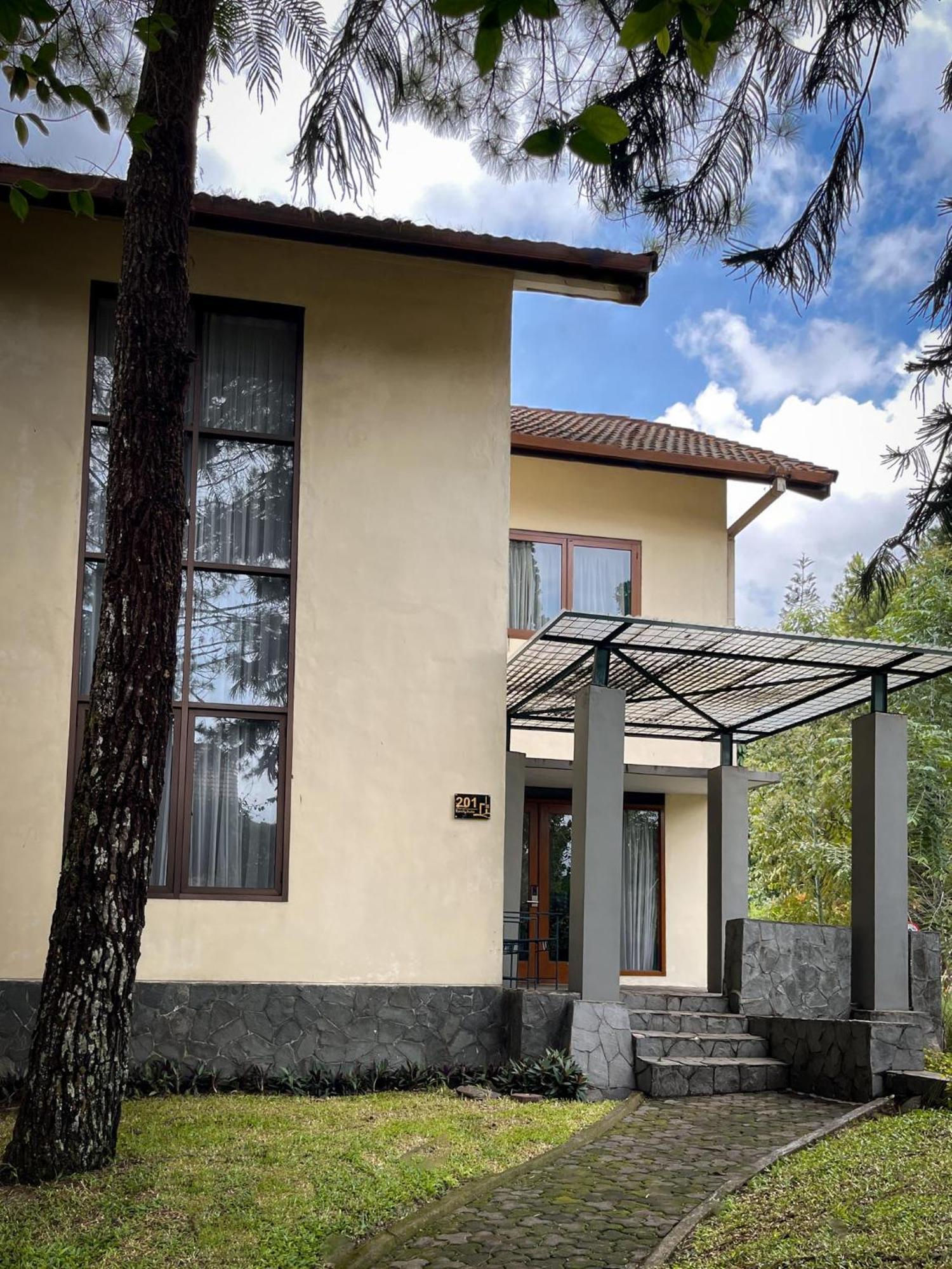 3-Bedroom Family Suite