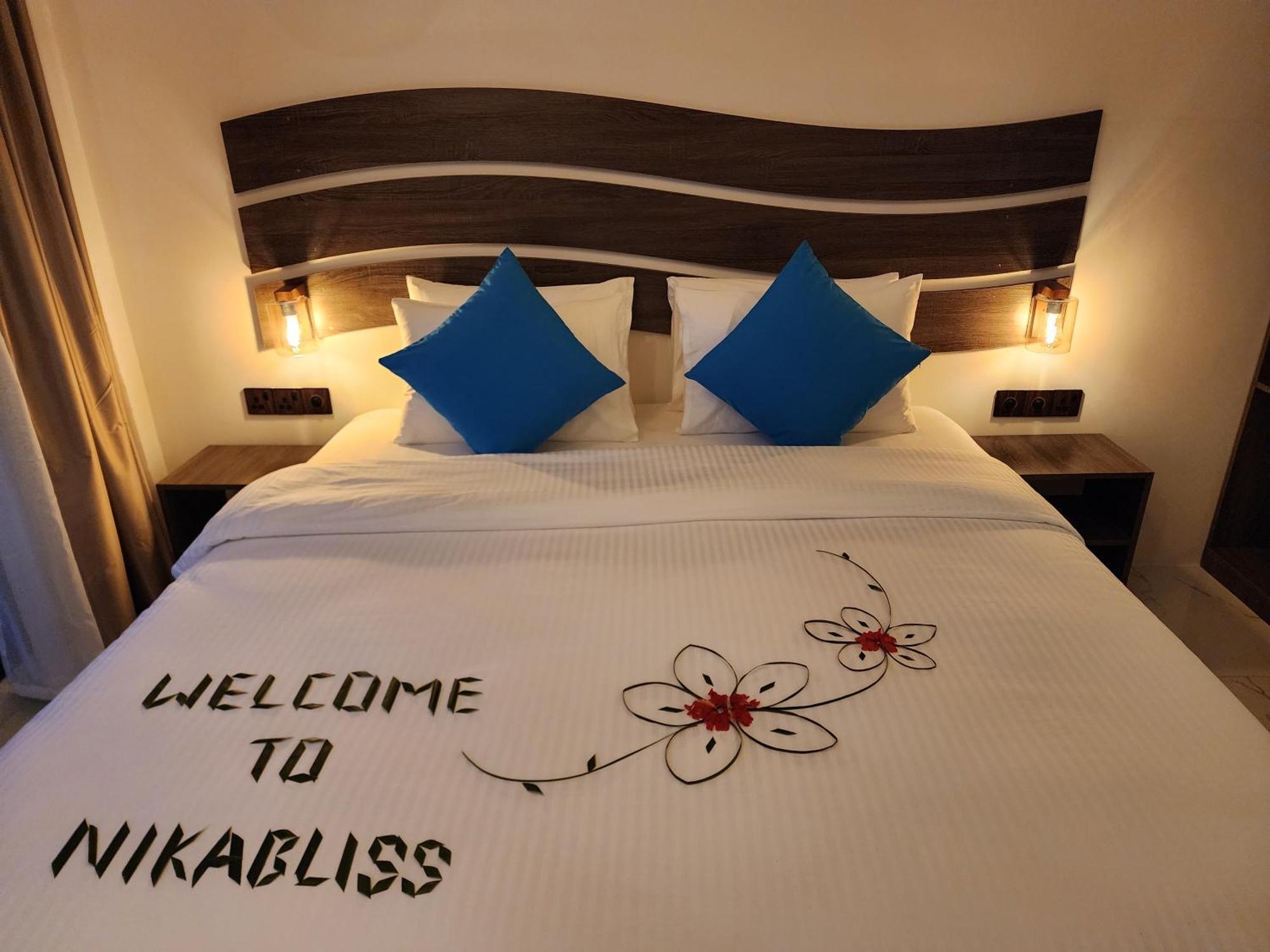 Deluxe Doppelzimmer mit seitlichem Meerblick