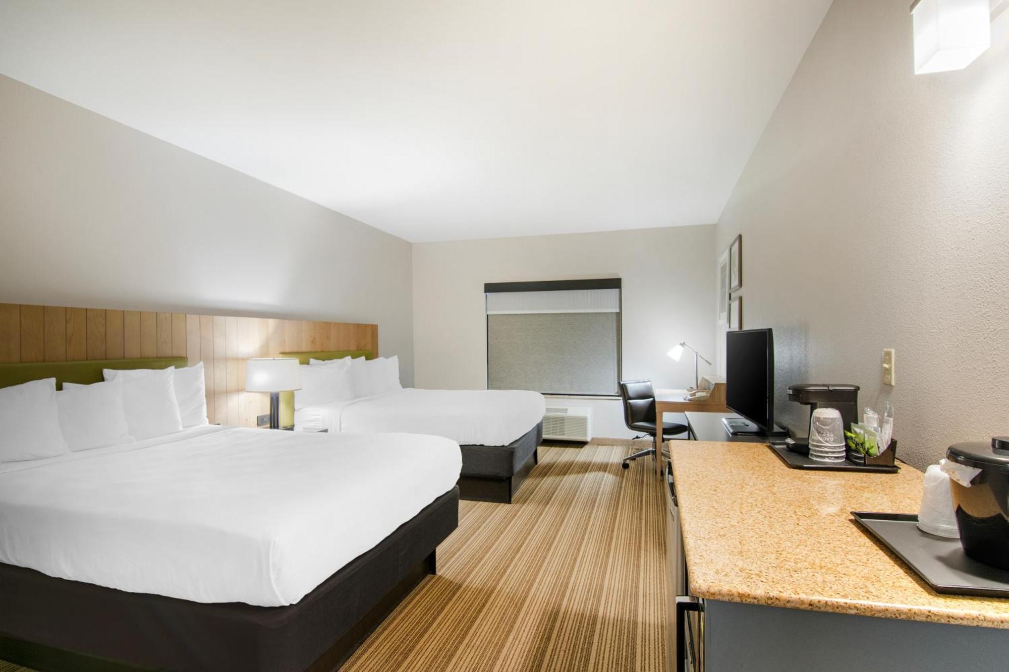 Queen Room with Two Queen Beds - Disability Access