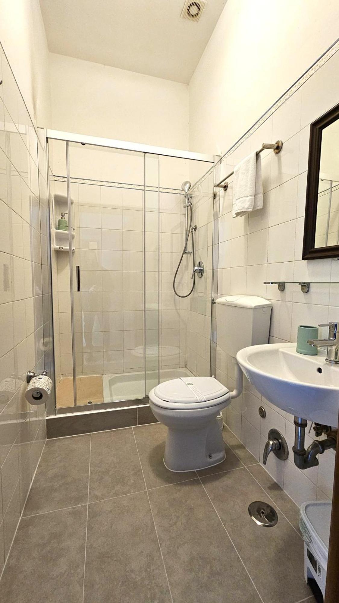 Triple Room with Private Bathroom,1673950307:JPEG