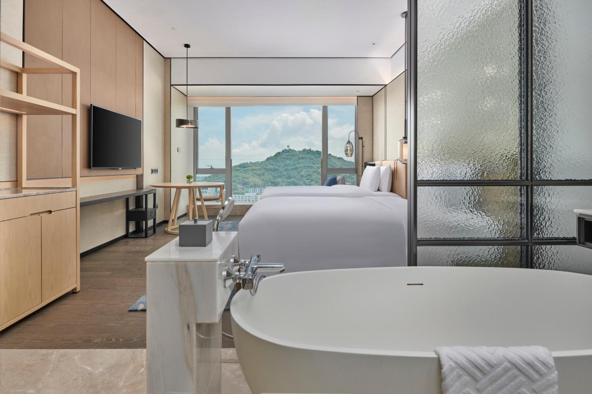 Executive Twim Room with City View